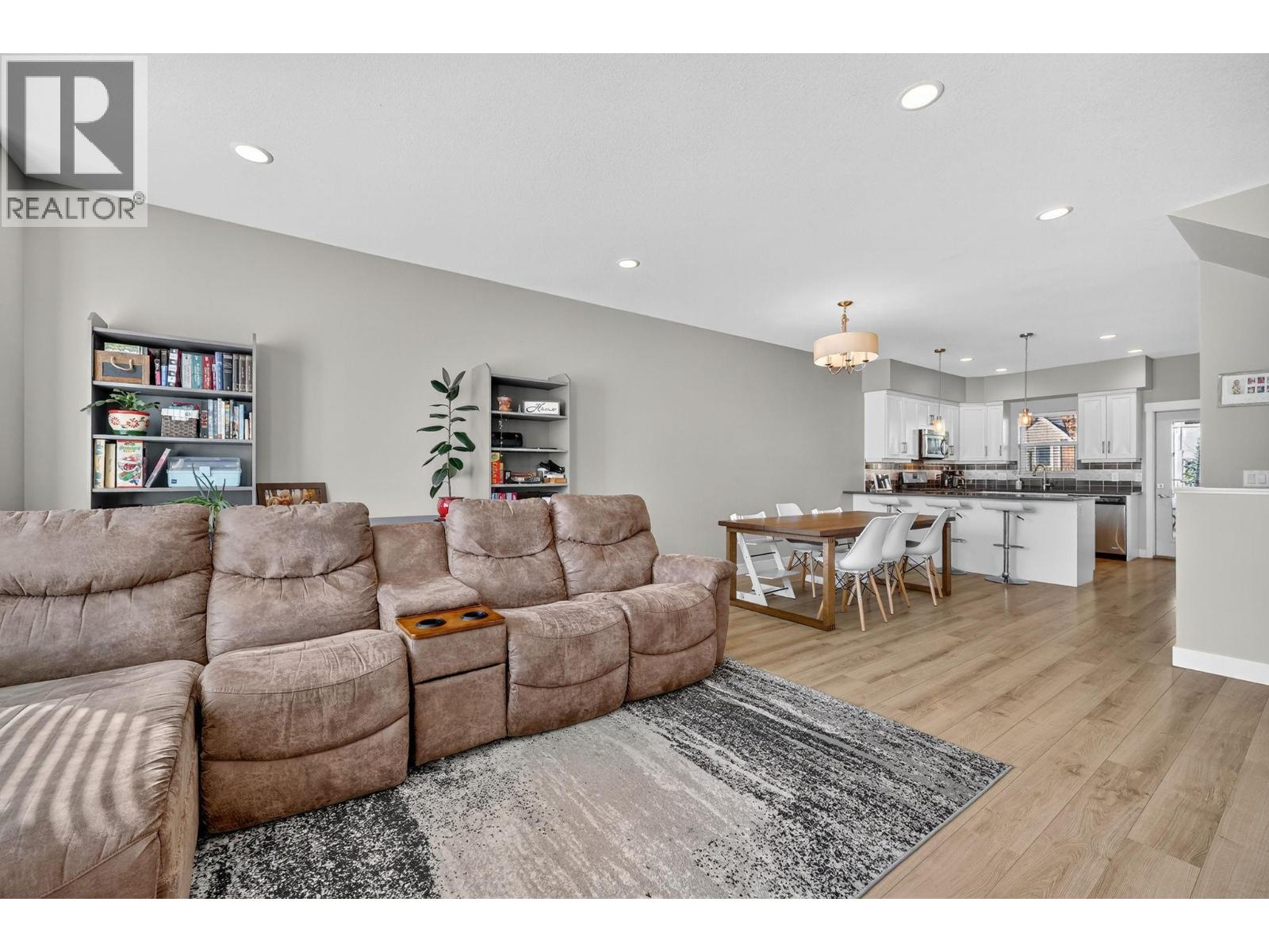 2490 Tuscany Drive Unit# 14, West Kelowna