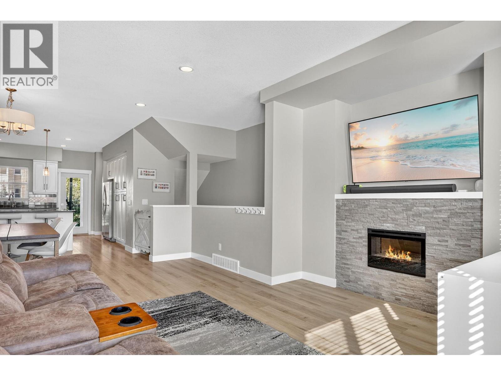 2490 Tuscany Drive Unit# 14, West Kelowna