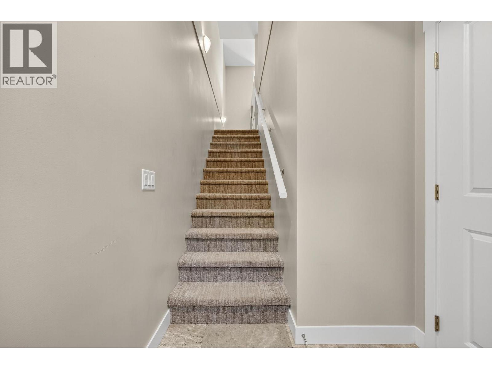 2490 Tuscany Drive Unit# 14, West Kelowna