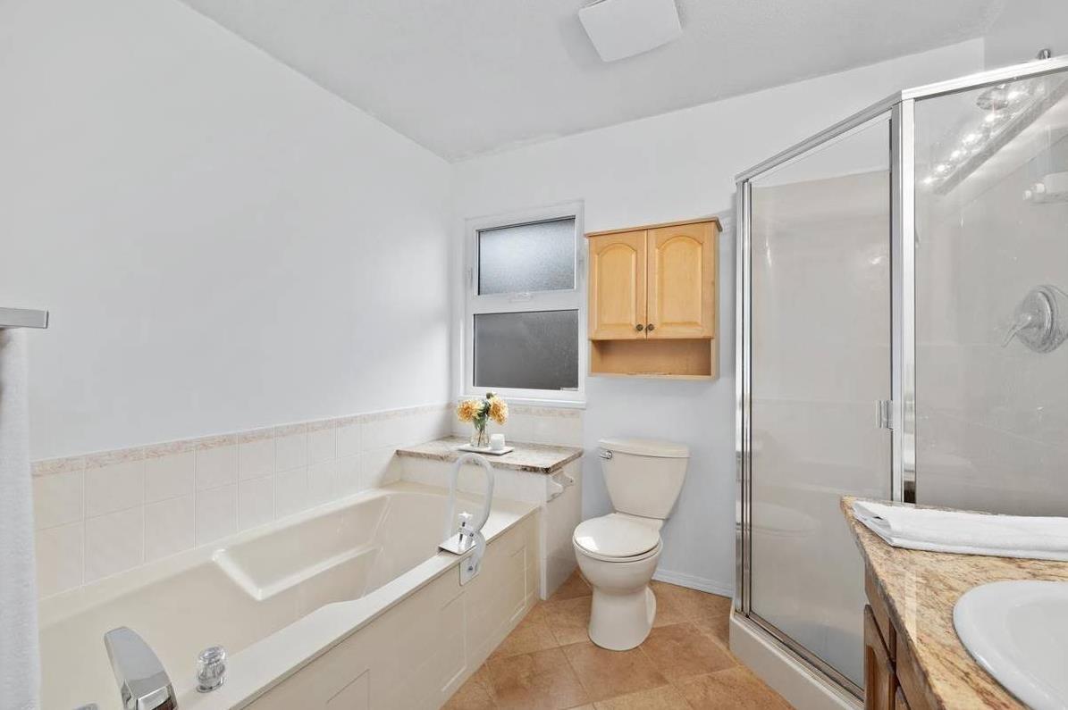 19093 SUNDALE COURT, Surrey
