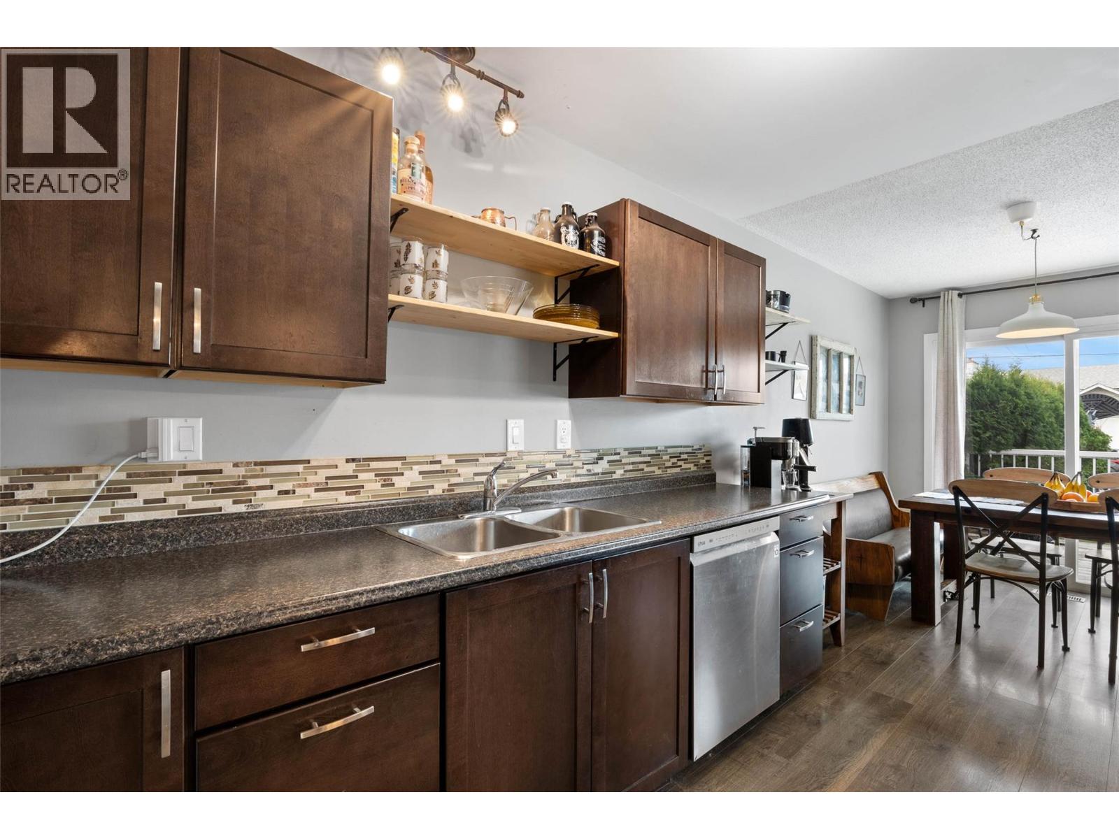 1027 Ollek Street, Kamloops