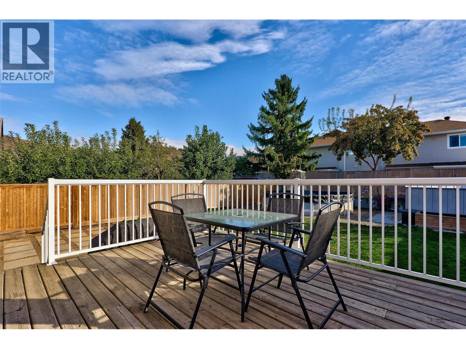 1027 Ollek Street, Kamloops