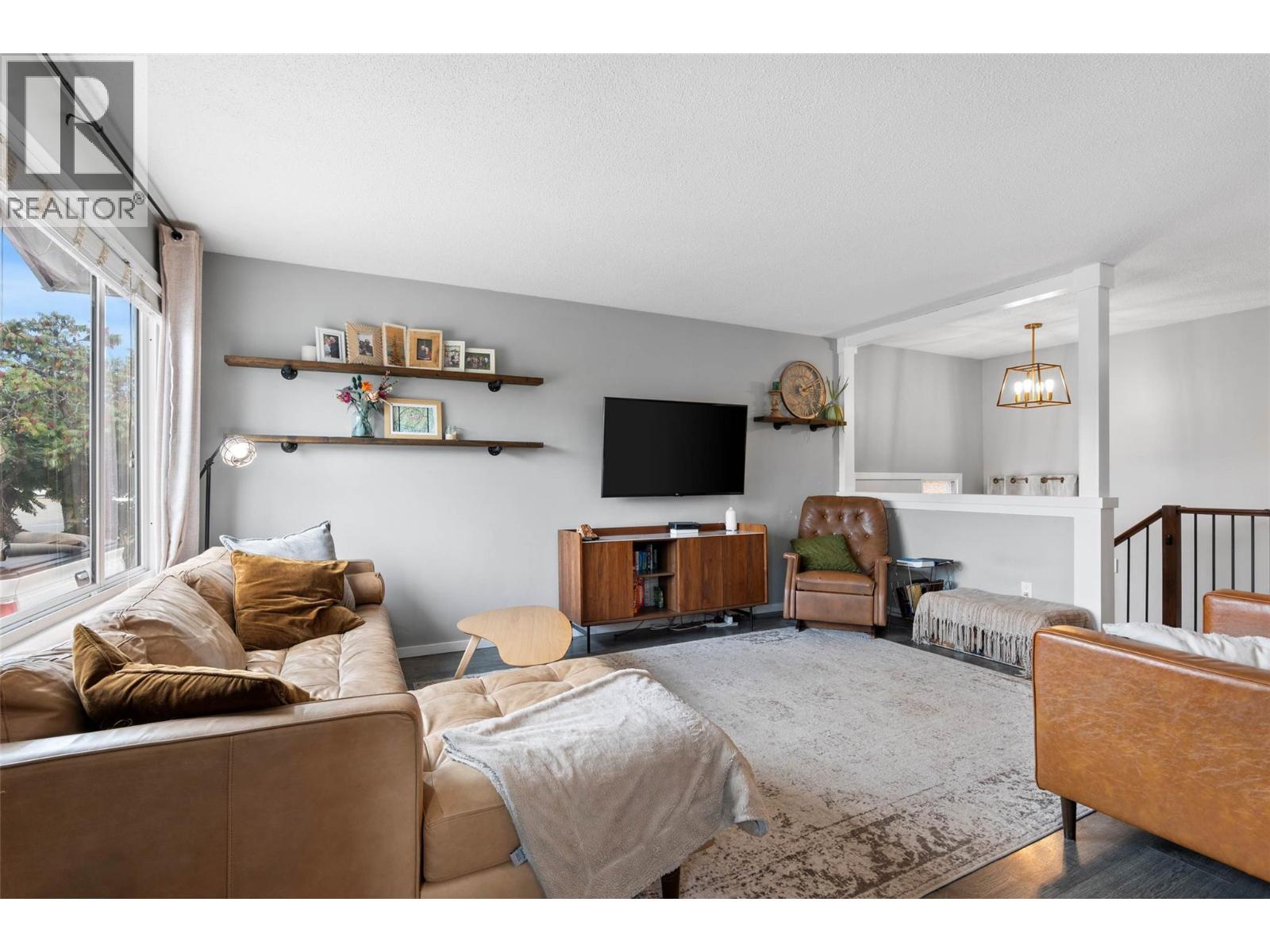 1027 Ollek Street, Kamloops