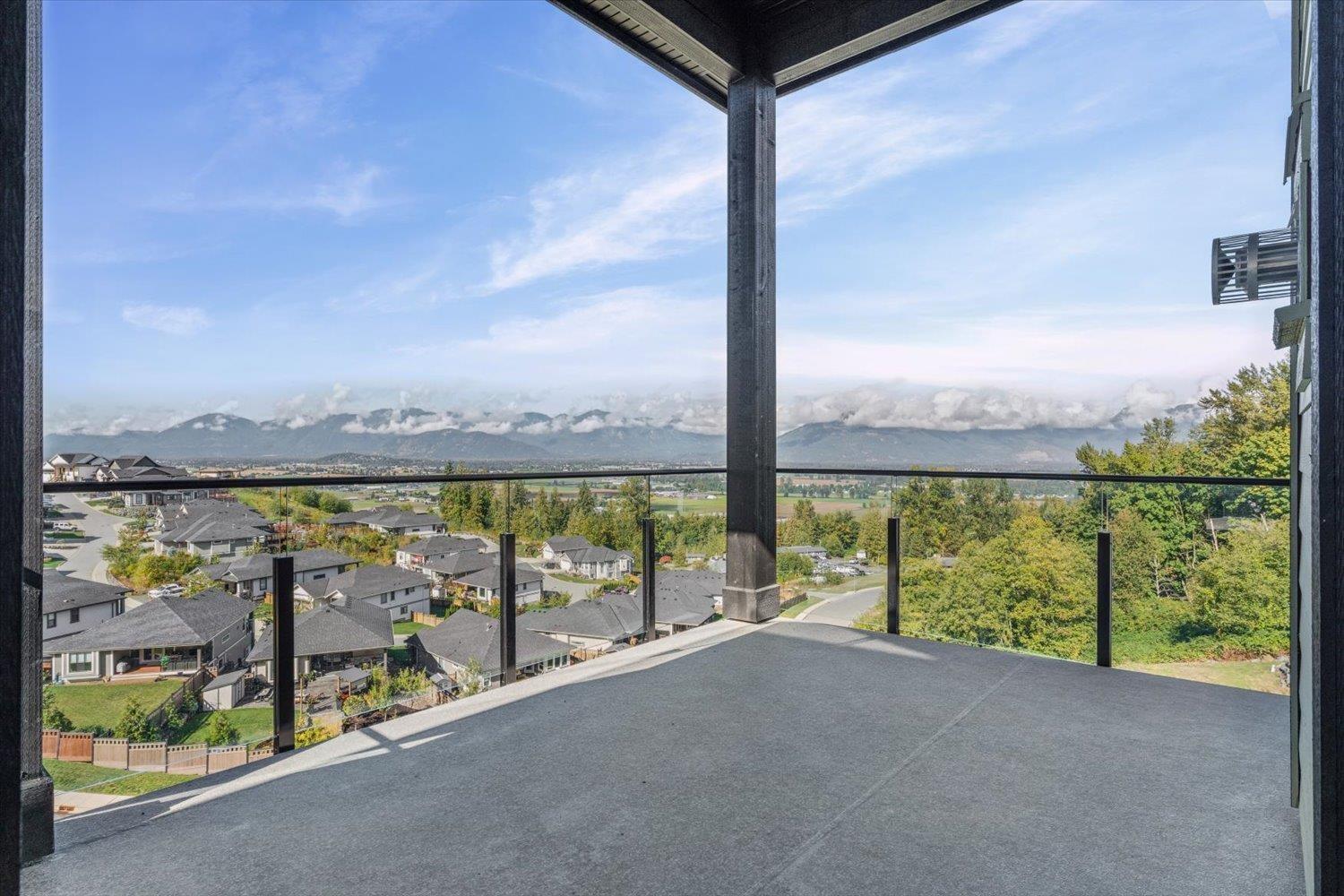 8211 HARVEST PLACE, Eastern Hillsides, Chilliwack