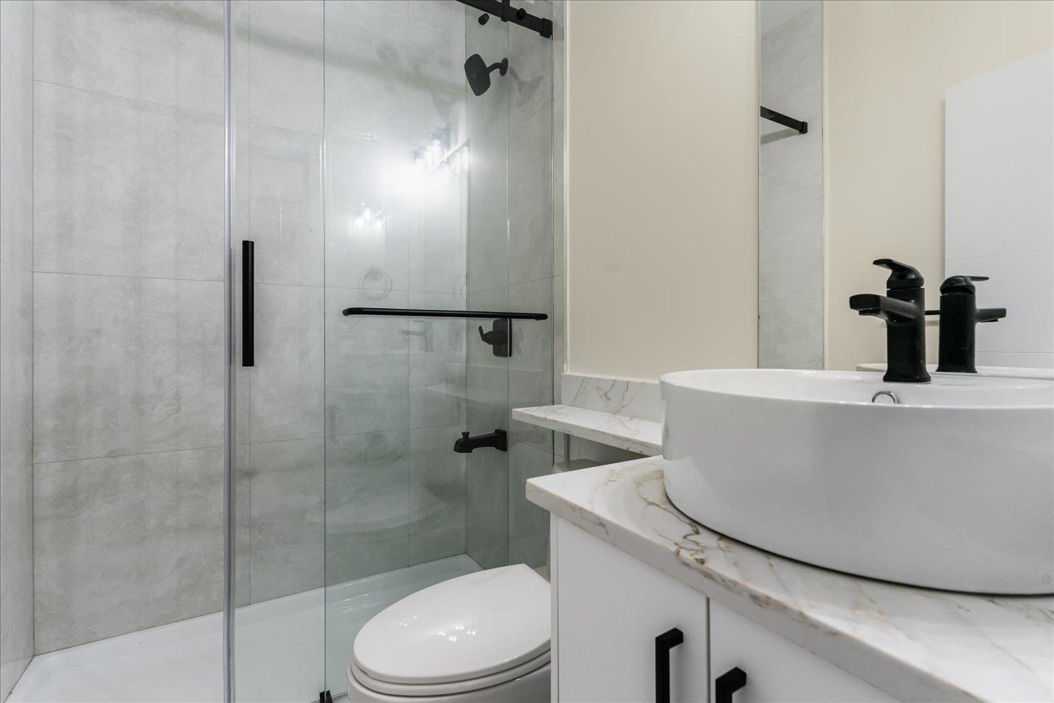 8211 HARVEST PLACE, Eastern Hillsides, Chilliwack