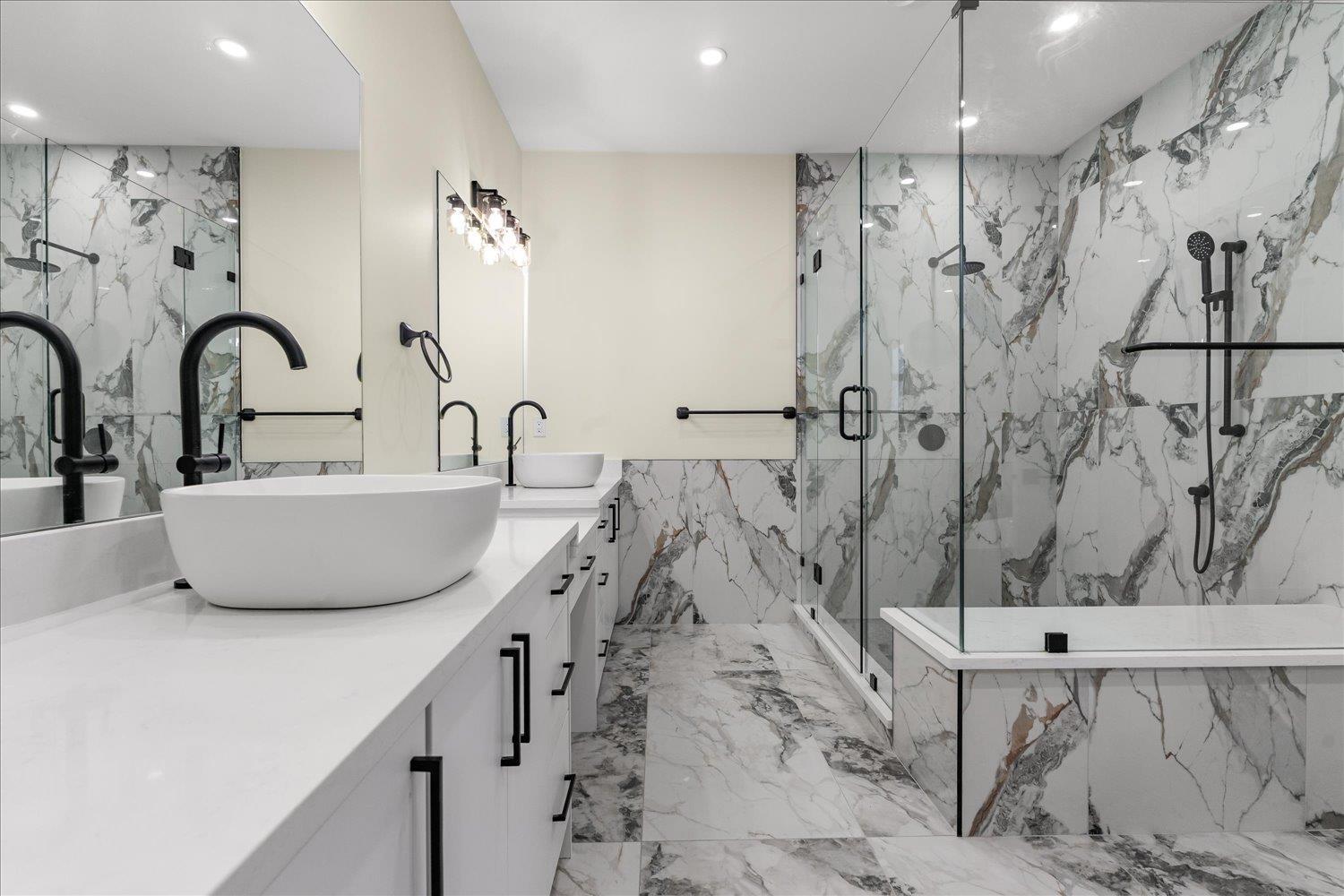 8211 HARVEST PLACE, Eastern Hillsides, Chilliwack