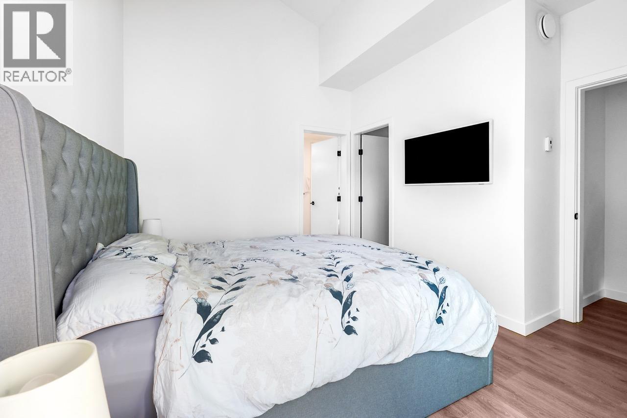 137 535 E 2ND STREET, North Vancouver