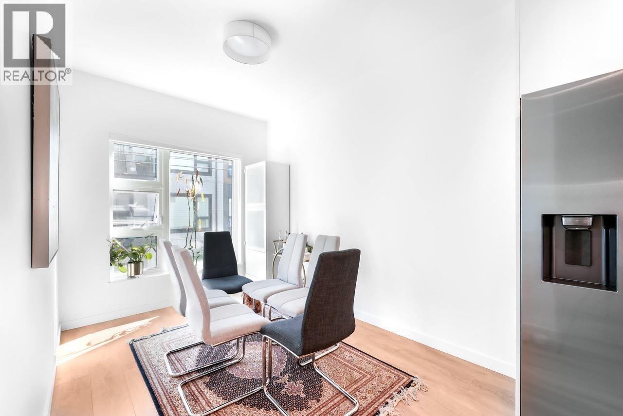 137 535 E 2ND STREET, North Vancouver