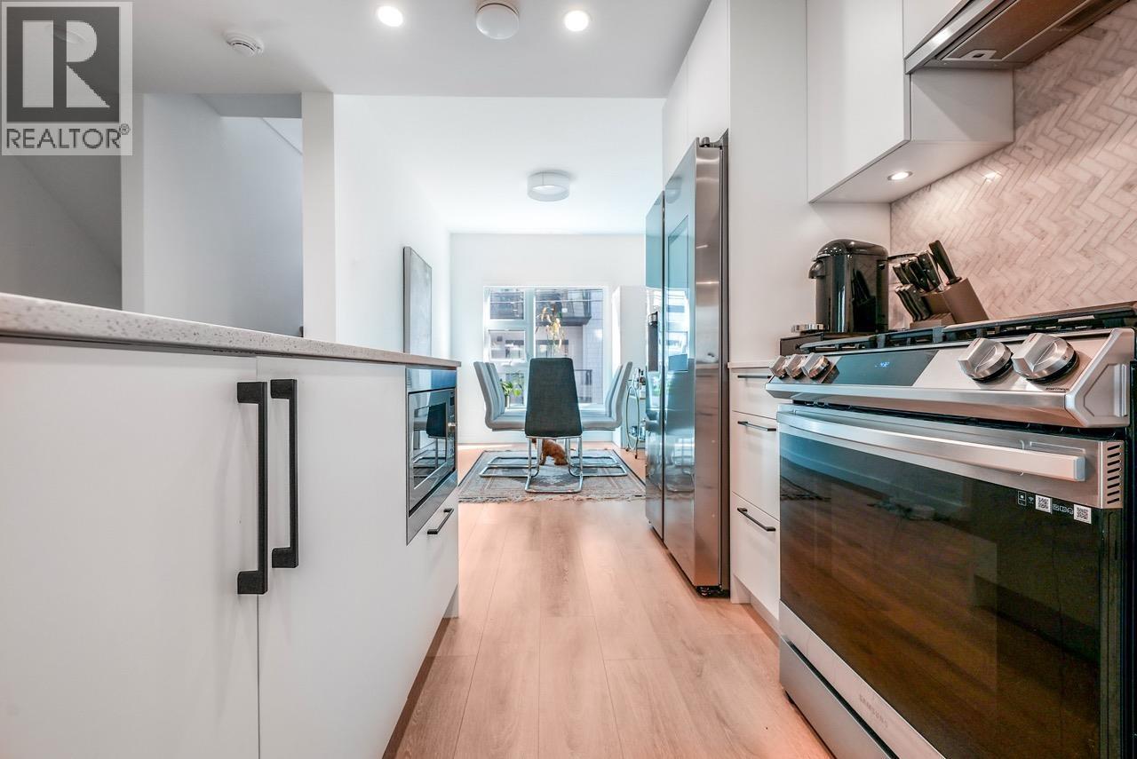 137 535 E 2ND STREET, North Vancouver