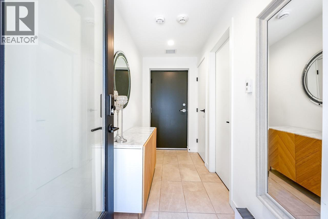 137 535 E 2ND STREET, North Vancouver