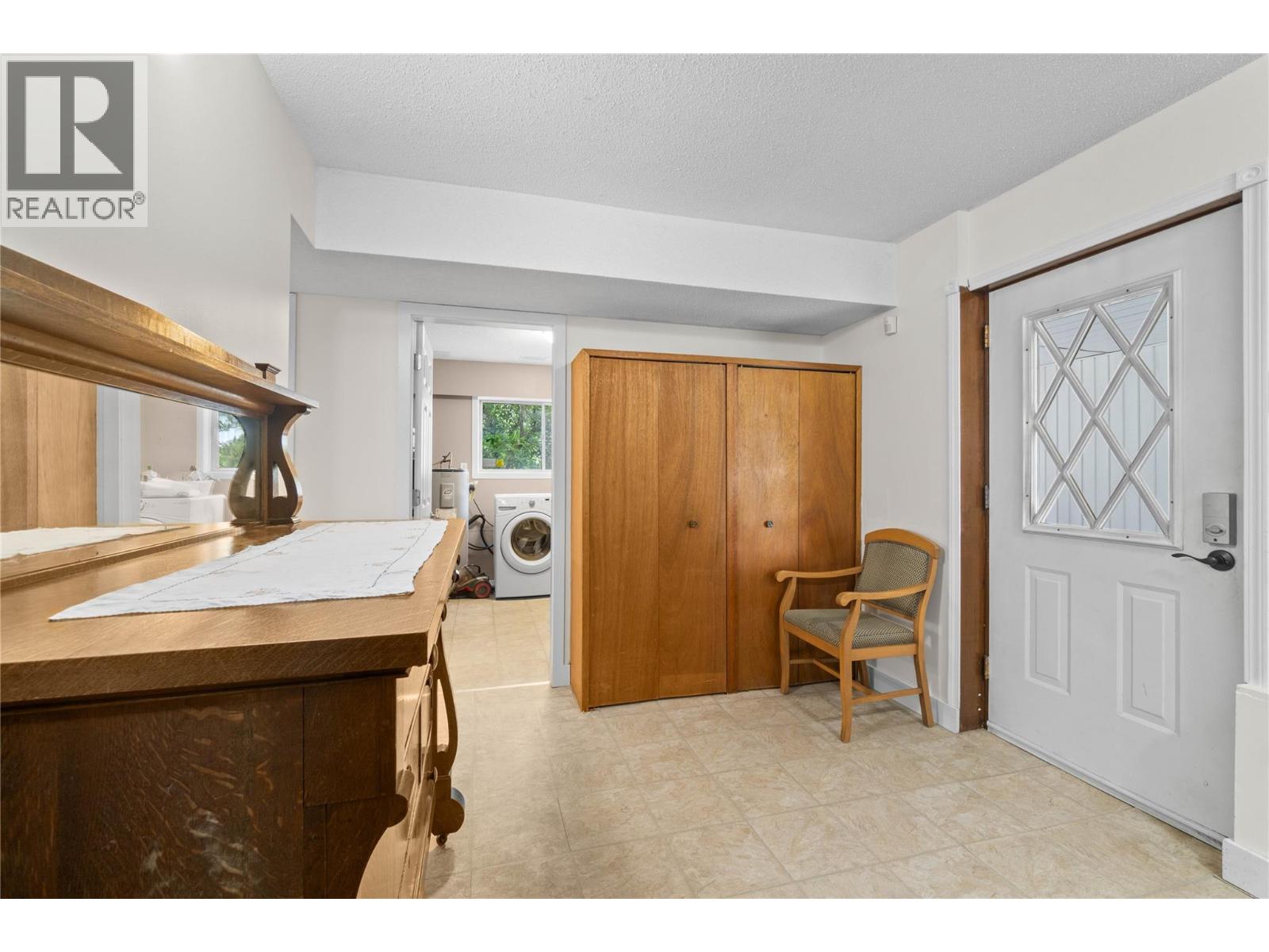 4102 Malakwa Road, Malakwa