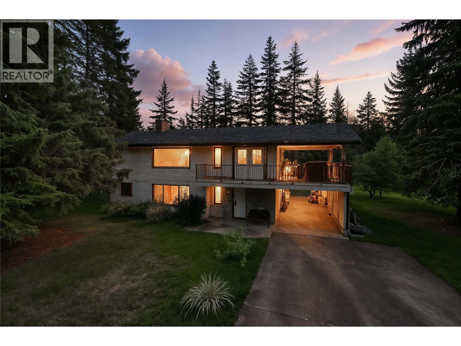 4102 Malakwa Road, Malakwa