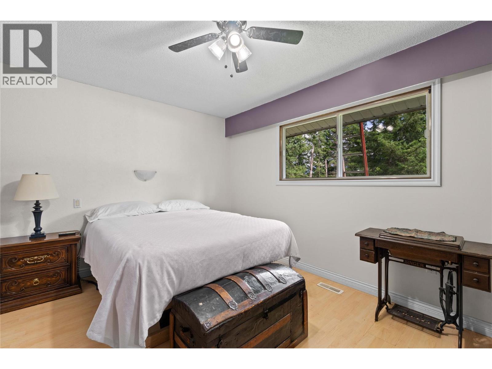 4102 Malakwa Road, Malakwa