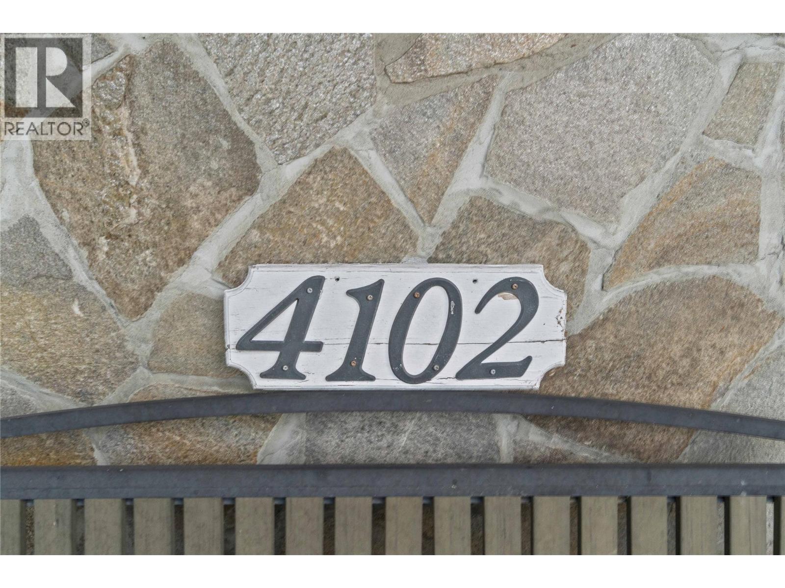 4102 Malakwa Road, Malakwa