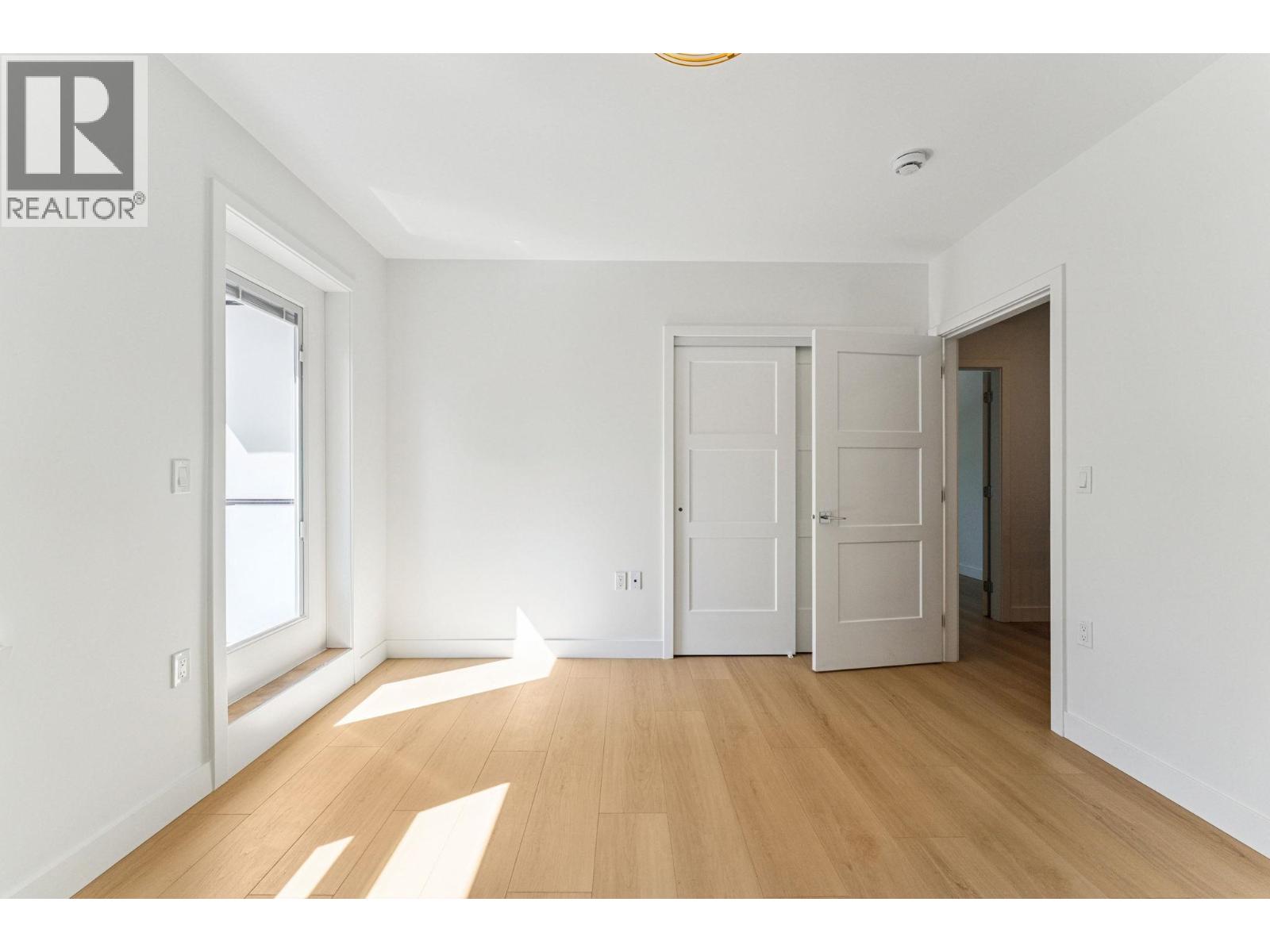 844 ST. DENIS AVENUE, North Vancouver