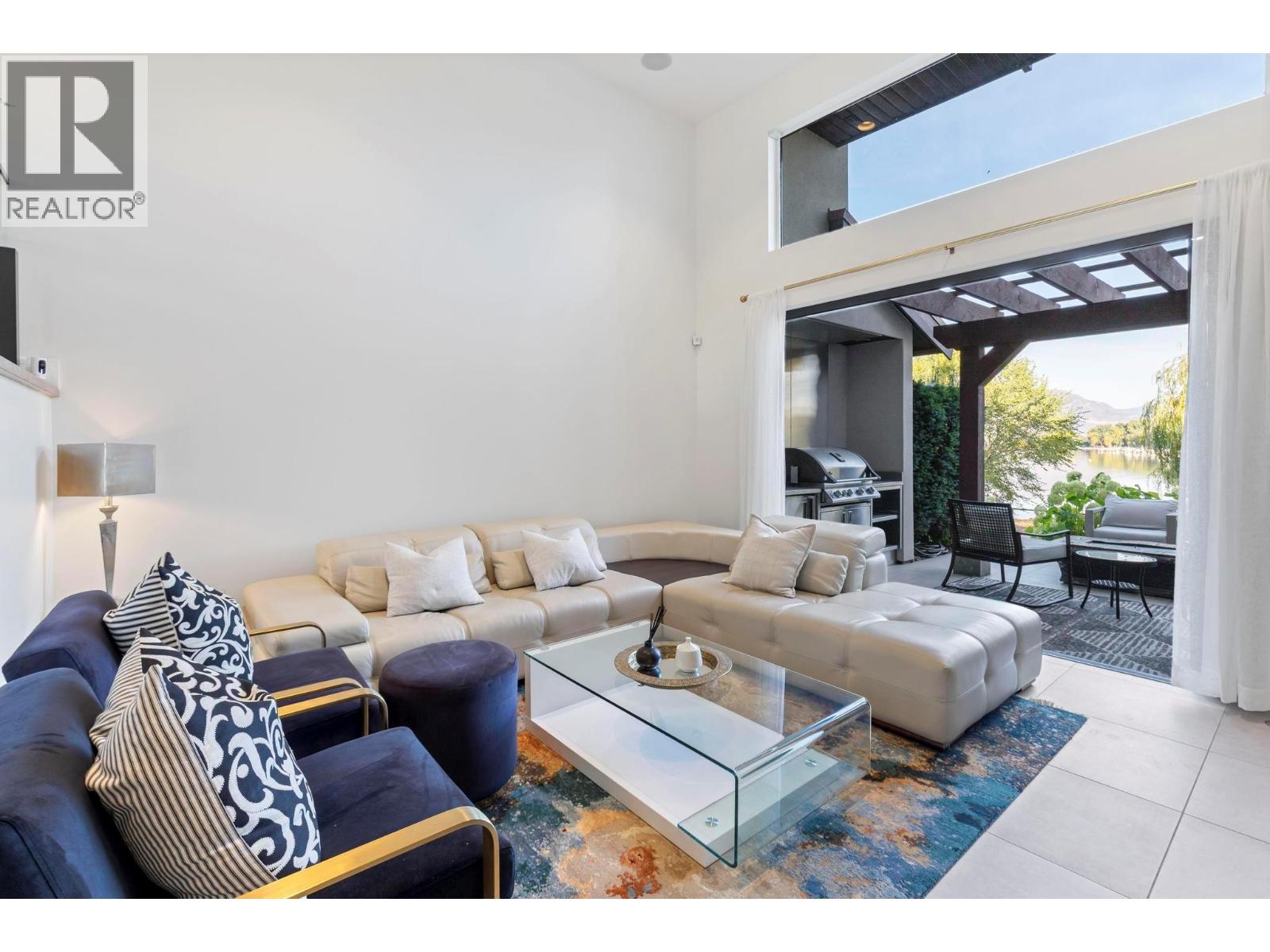 13 3756 Lakeshore Road, Kelowna
