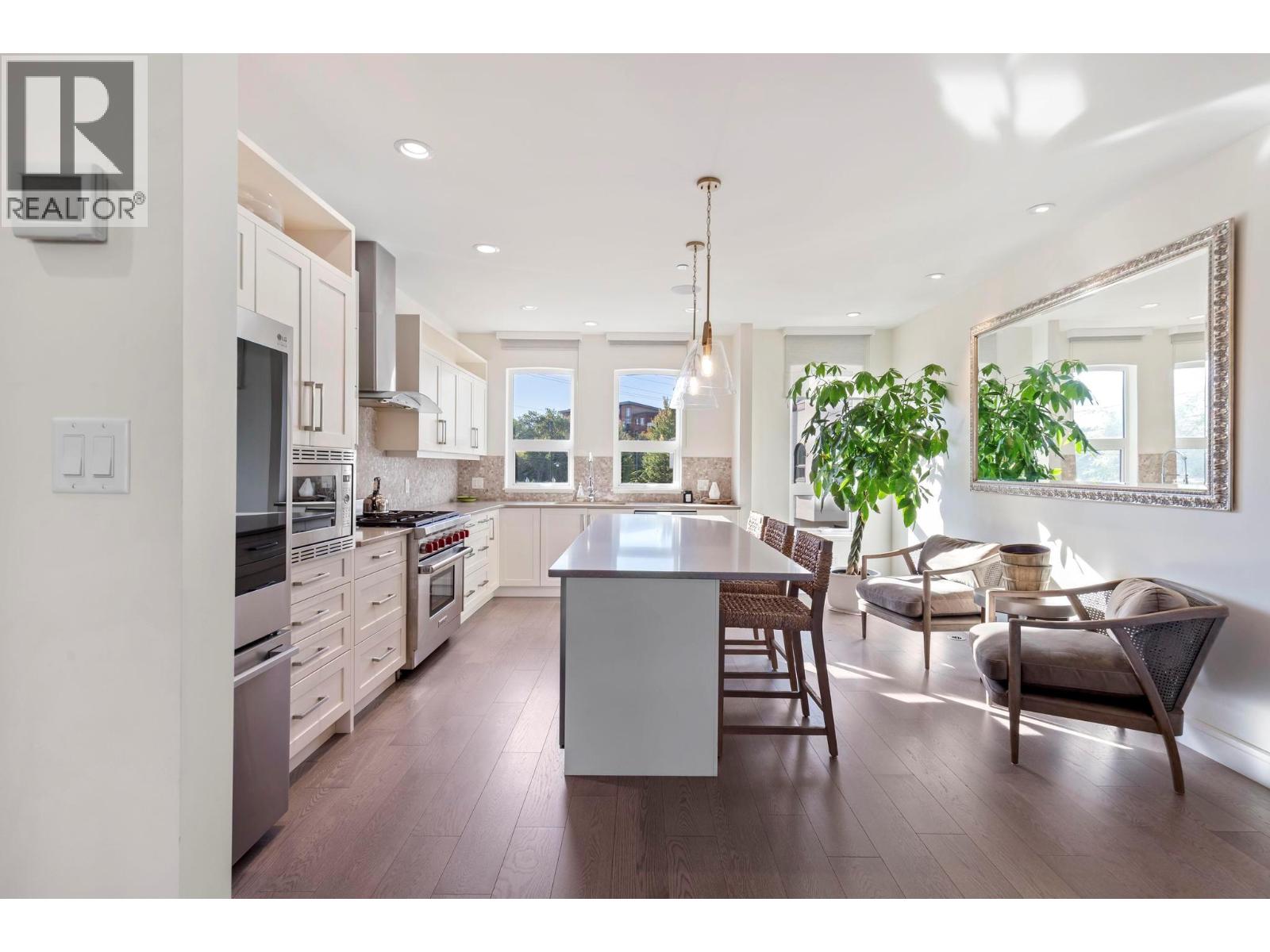 13 3756 Lakeshore Road, Kelowna