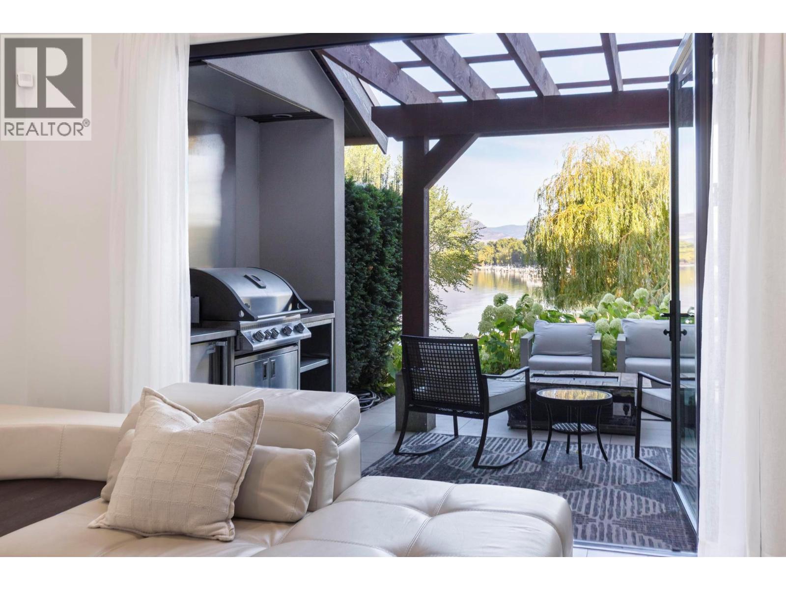13 3756 Lakeshore Road, Kelowna