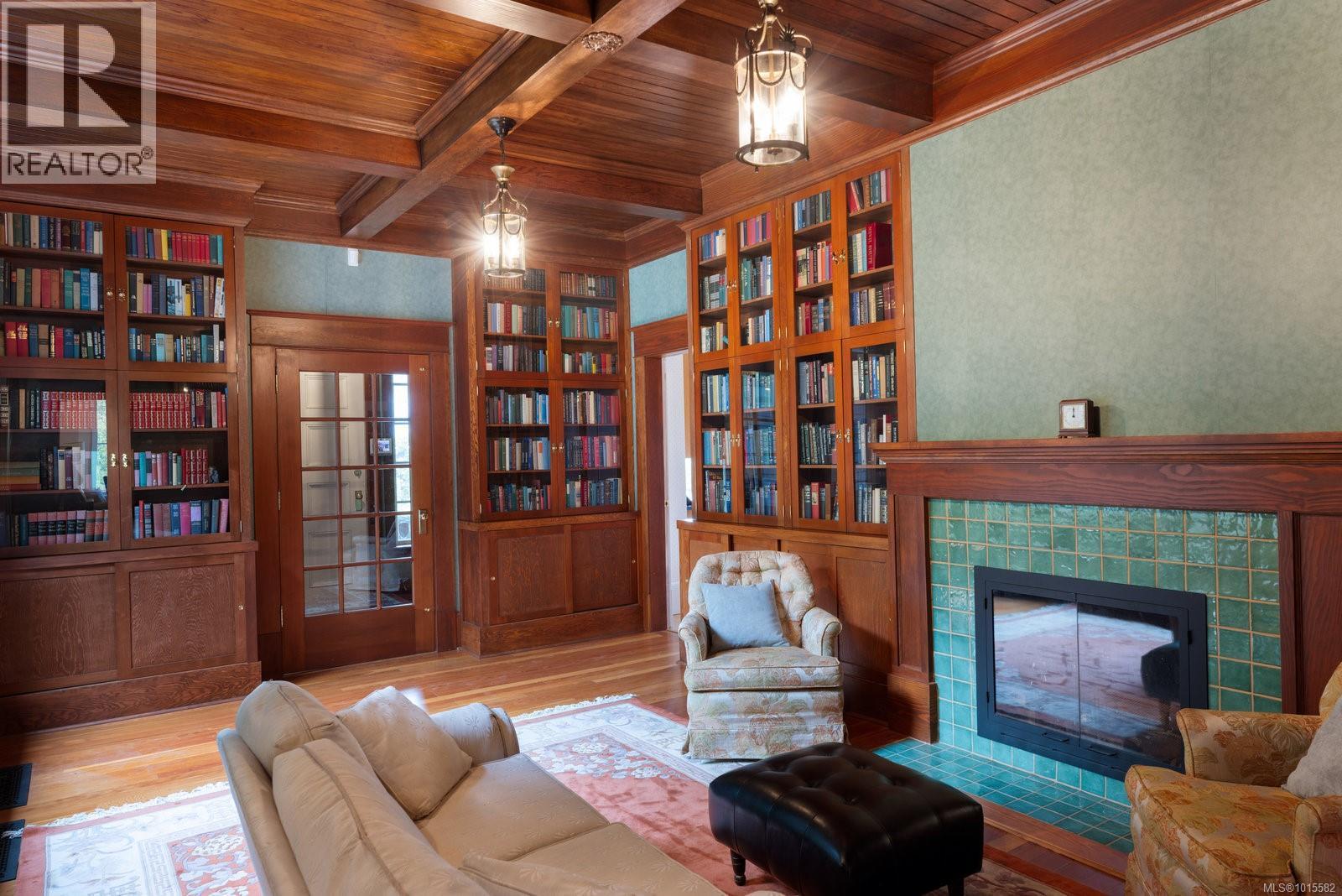  1175 Wain Road, North Saanich