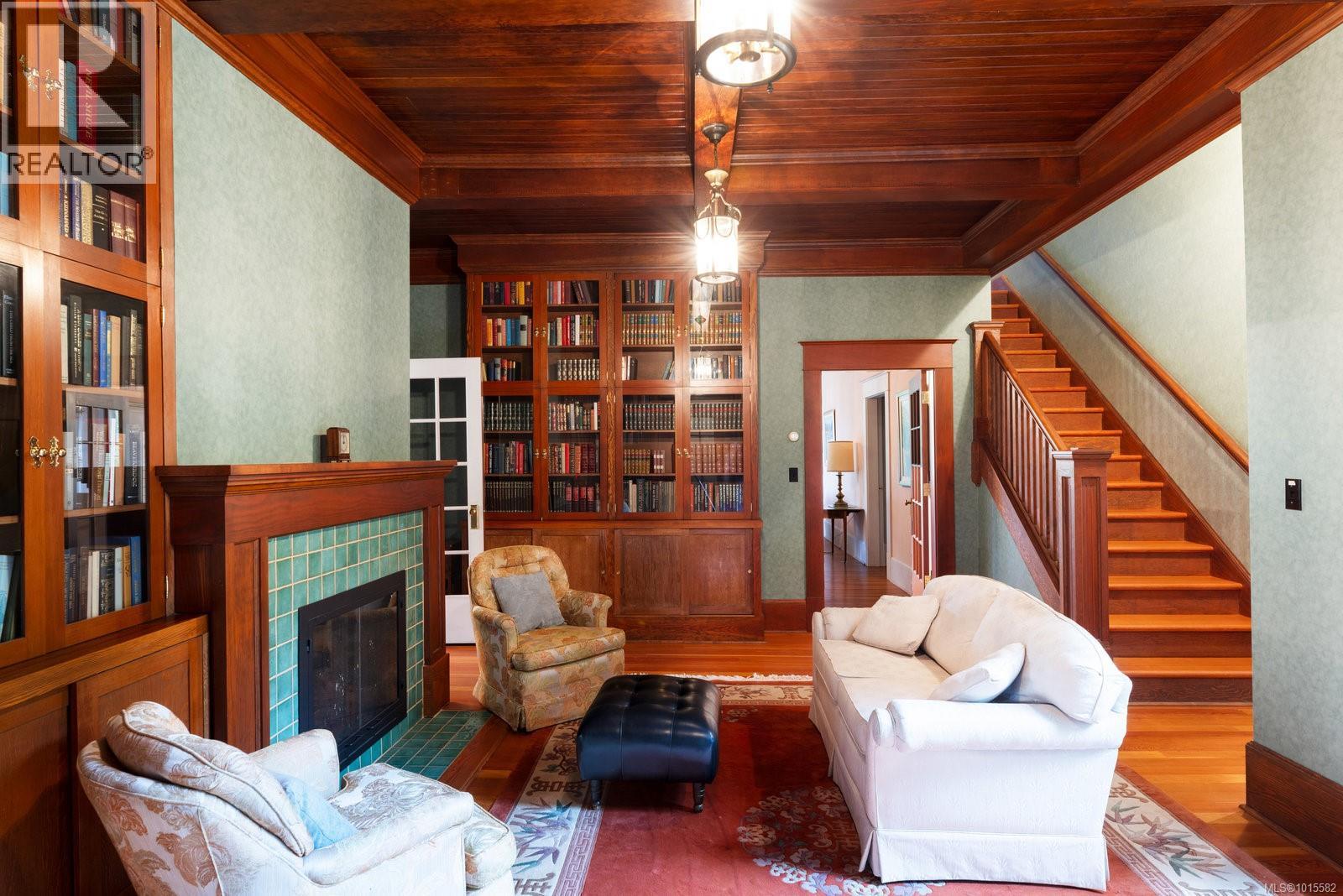  1175 Wain Road, North Saanich