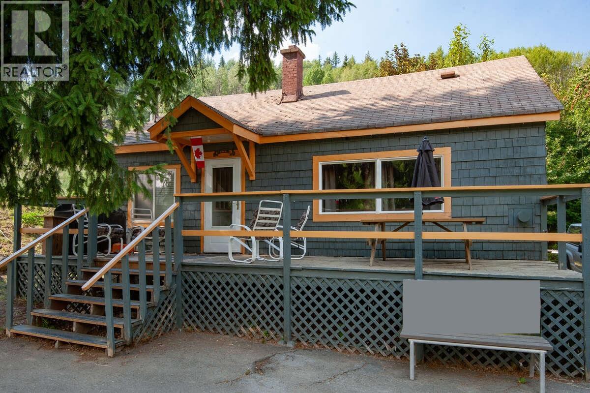 417 Copper Road, Rossland