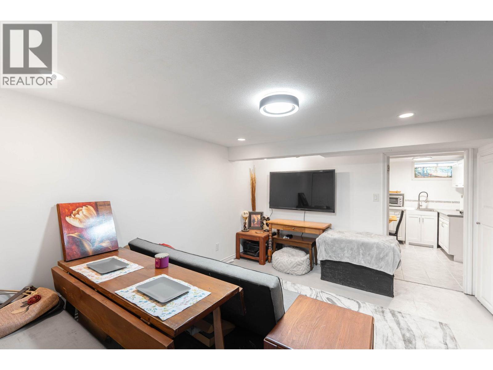  634 Latimer Avenue, Penticton