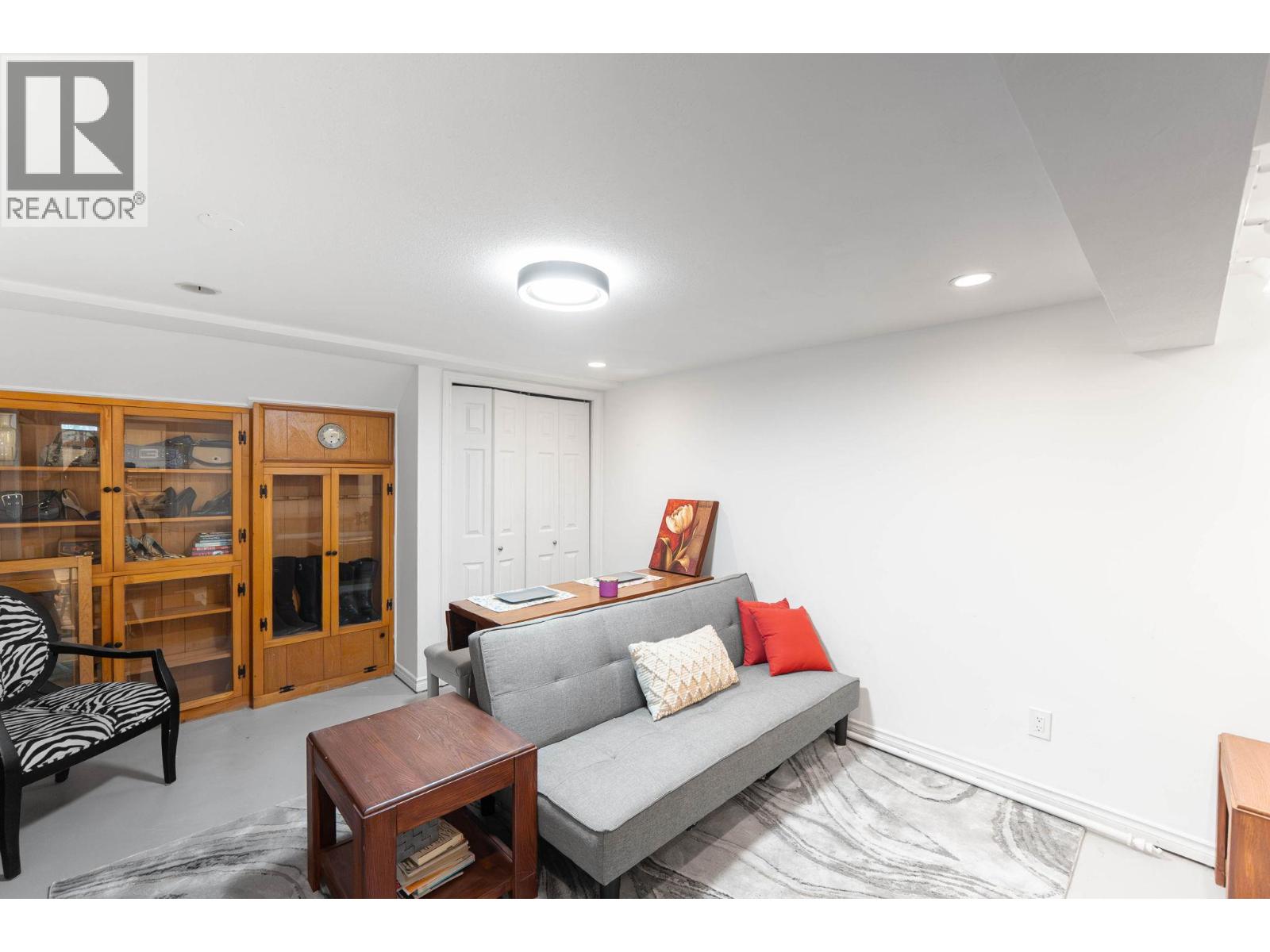  634 Latimer Avenue, Penticton