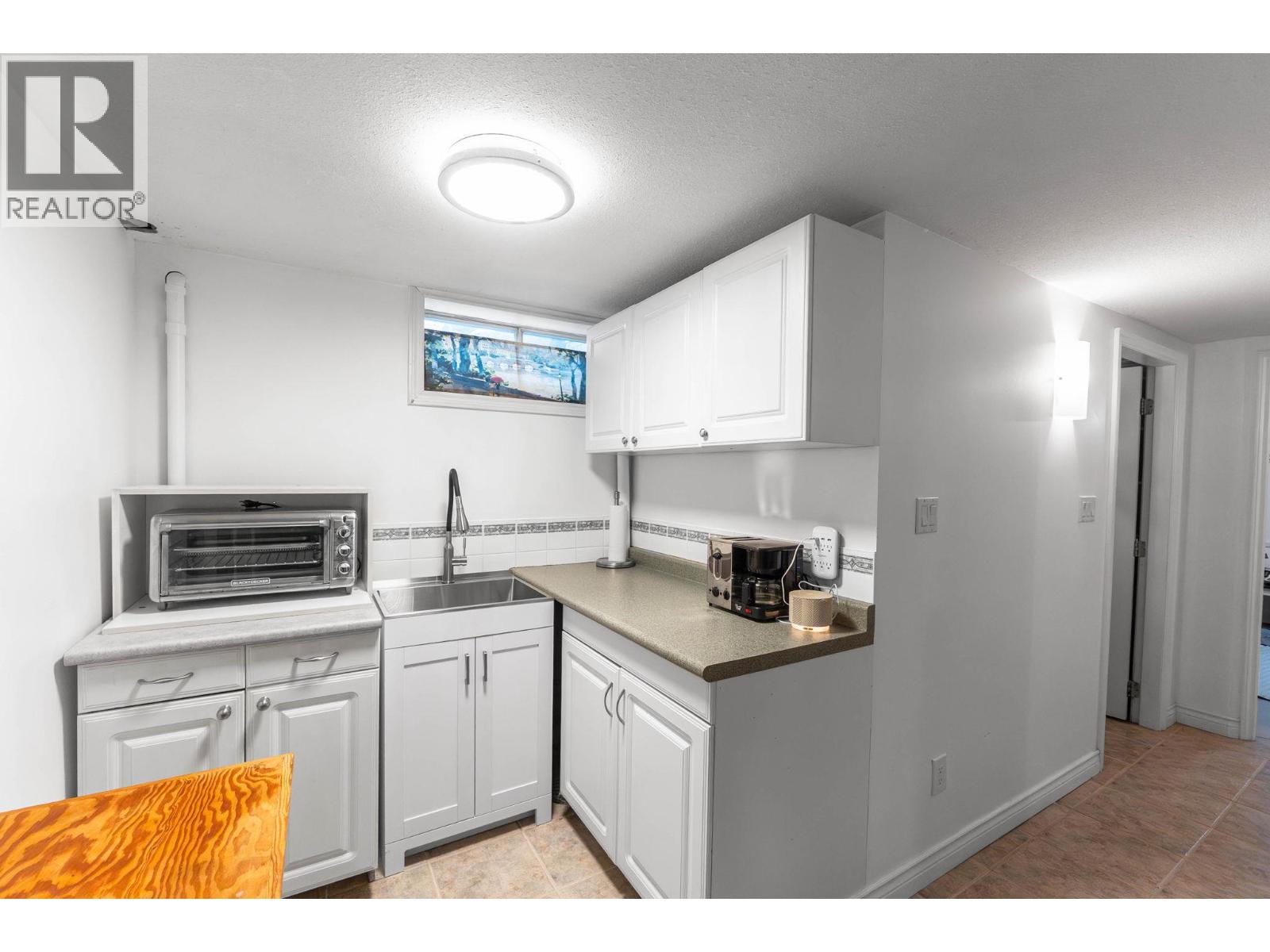  634 Latimer Avenue, Penticton