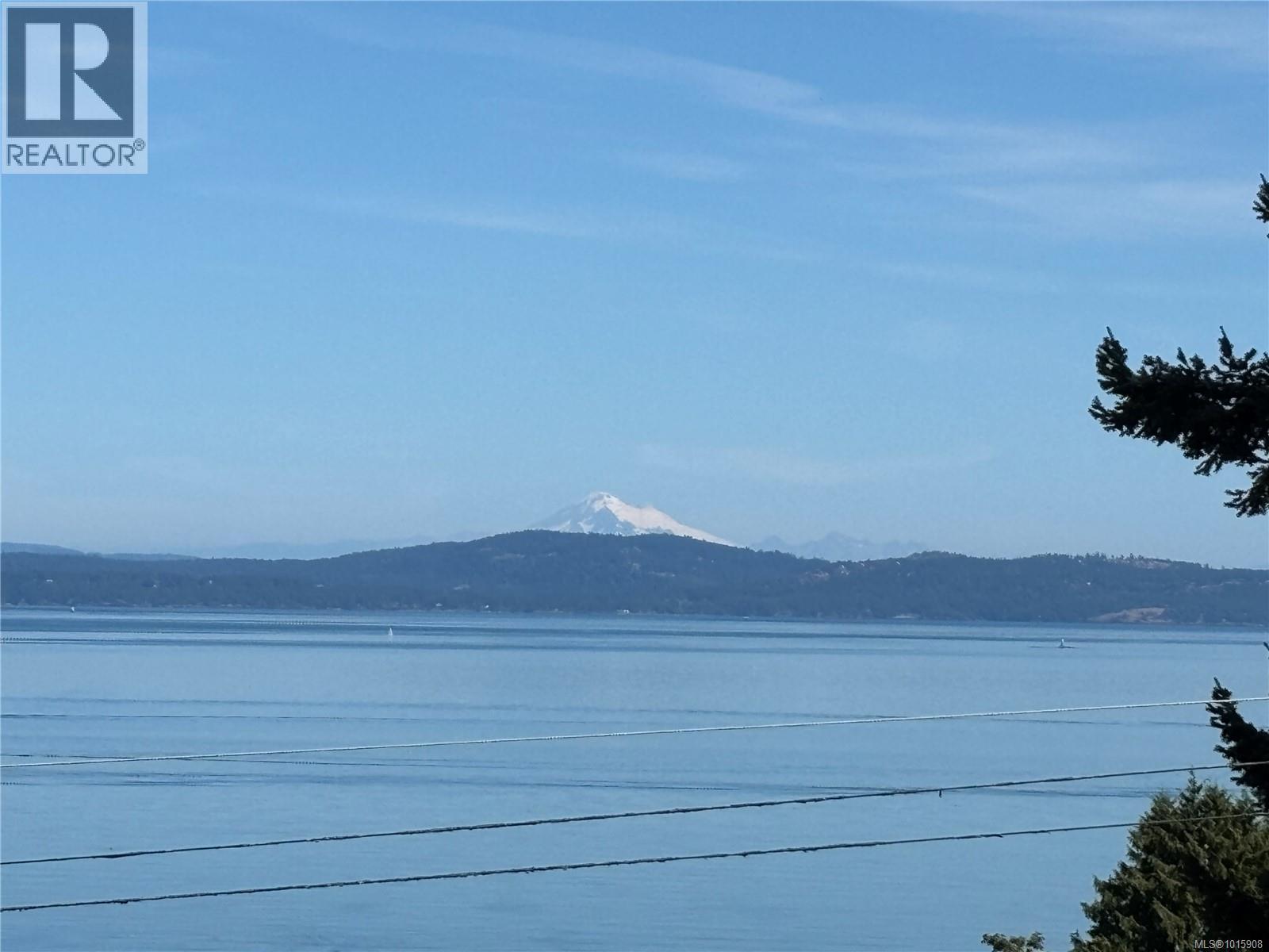  4964 Lochside Drive, Saanich
