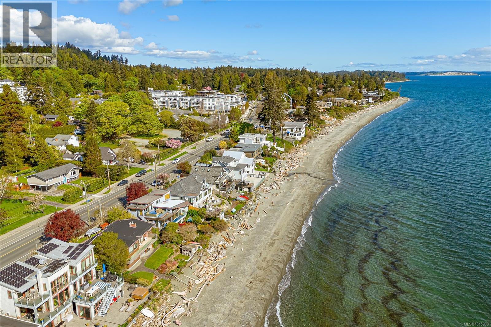 4964 Lochside Drive, Saanich