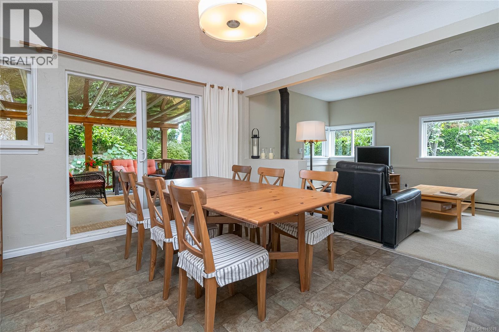 1941 Mayfair Drive, Saanich