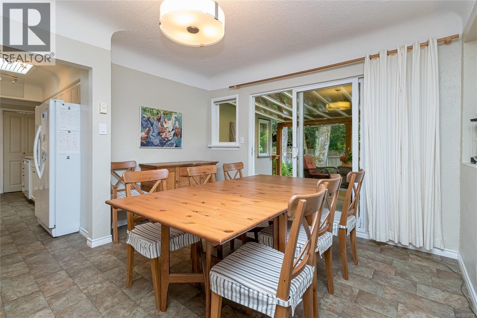  1941 Mayfair Drive, Saanich