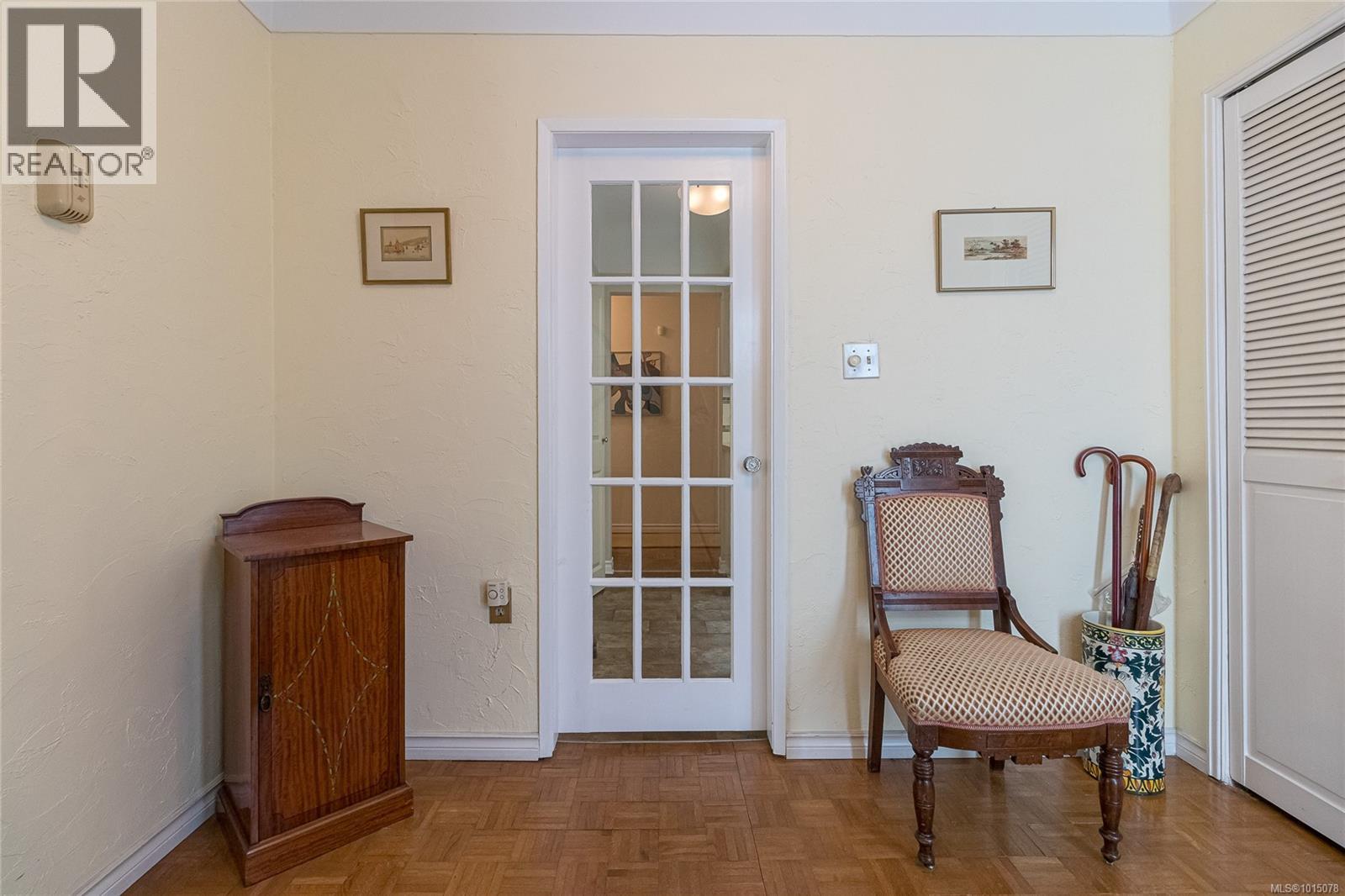  1941 Mayfair Drive, Saanich