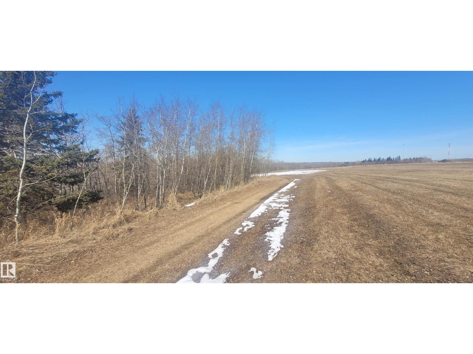 5318 52 ST - Photo 2 of 4, Gibbons, Alberta