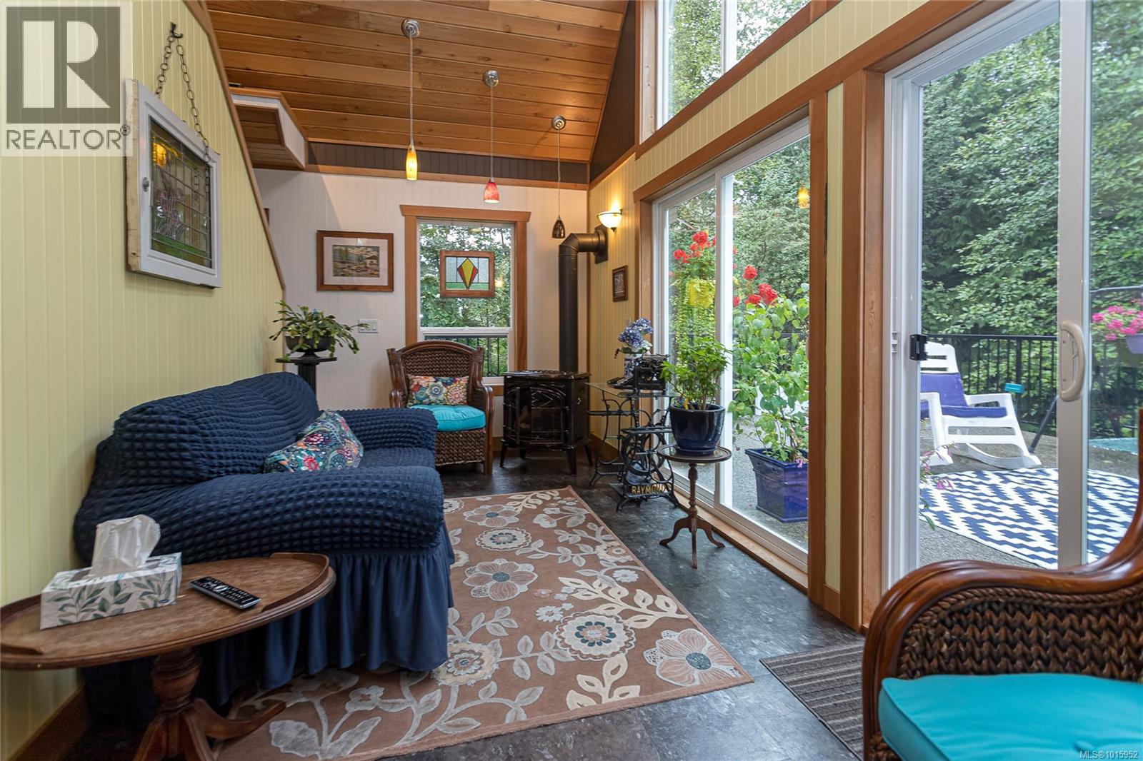 10821 Chemainus Rd, Saltair