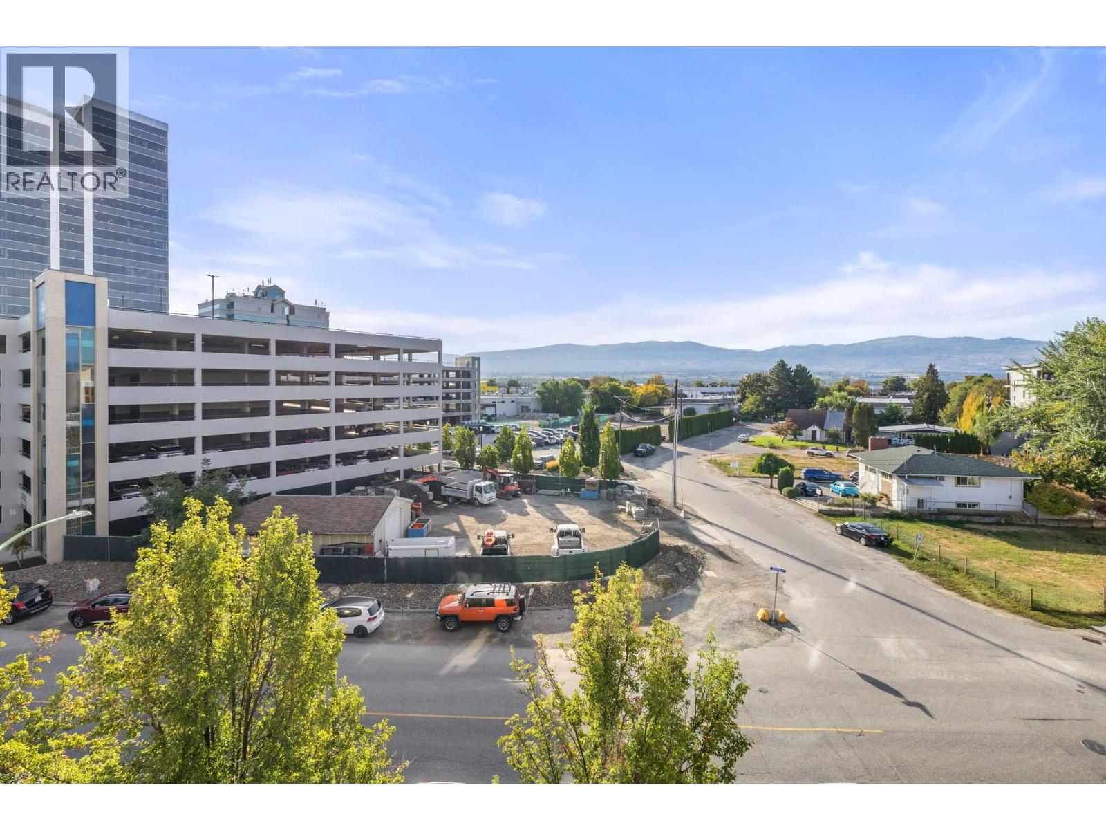 406 1550 Dickson Avenue, Kelowna