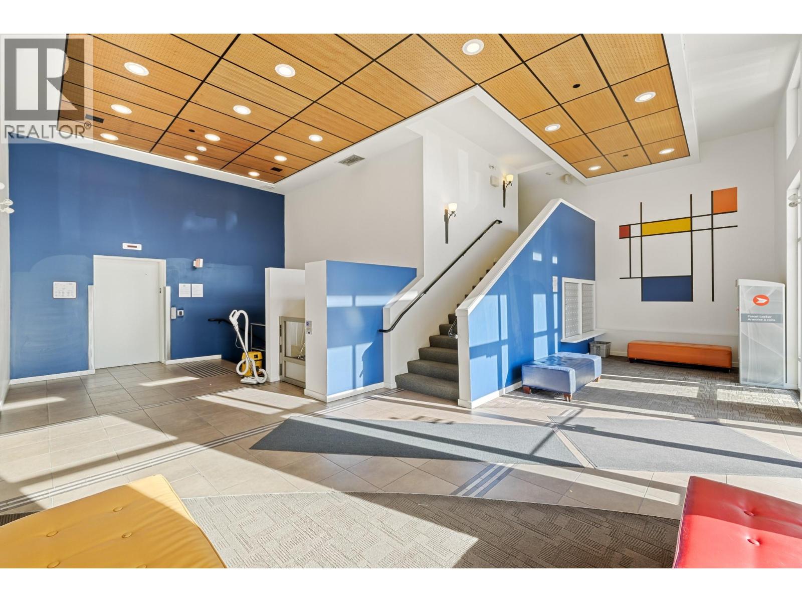 406 1550 Dickson Avenue, Kelowna