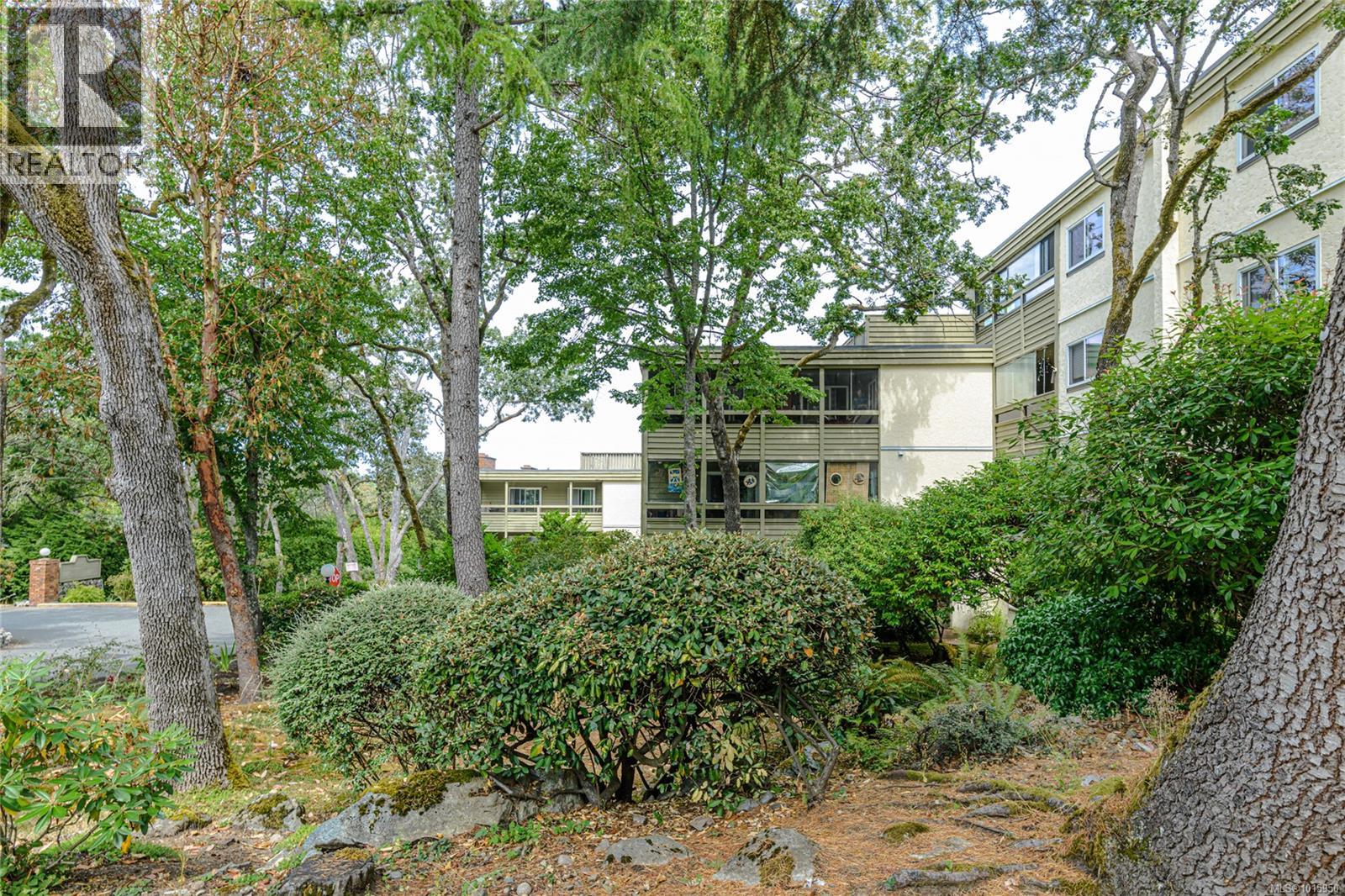 311 1010 Bristol Road, Saanich
