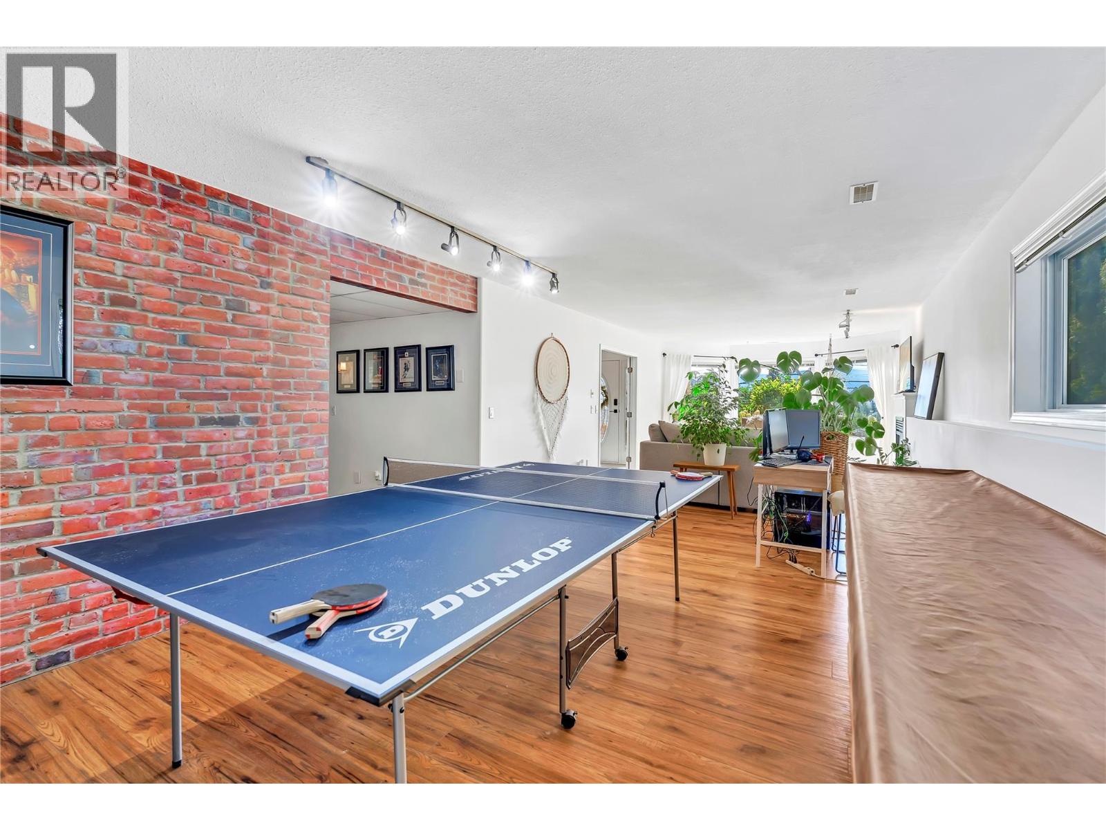  2084 Shamrock Drive, West Kelowna