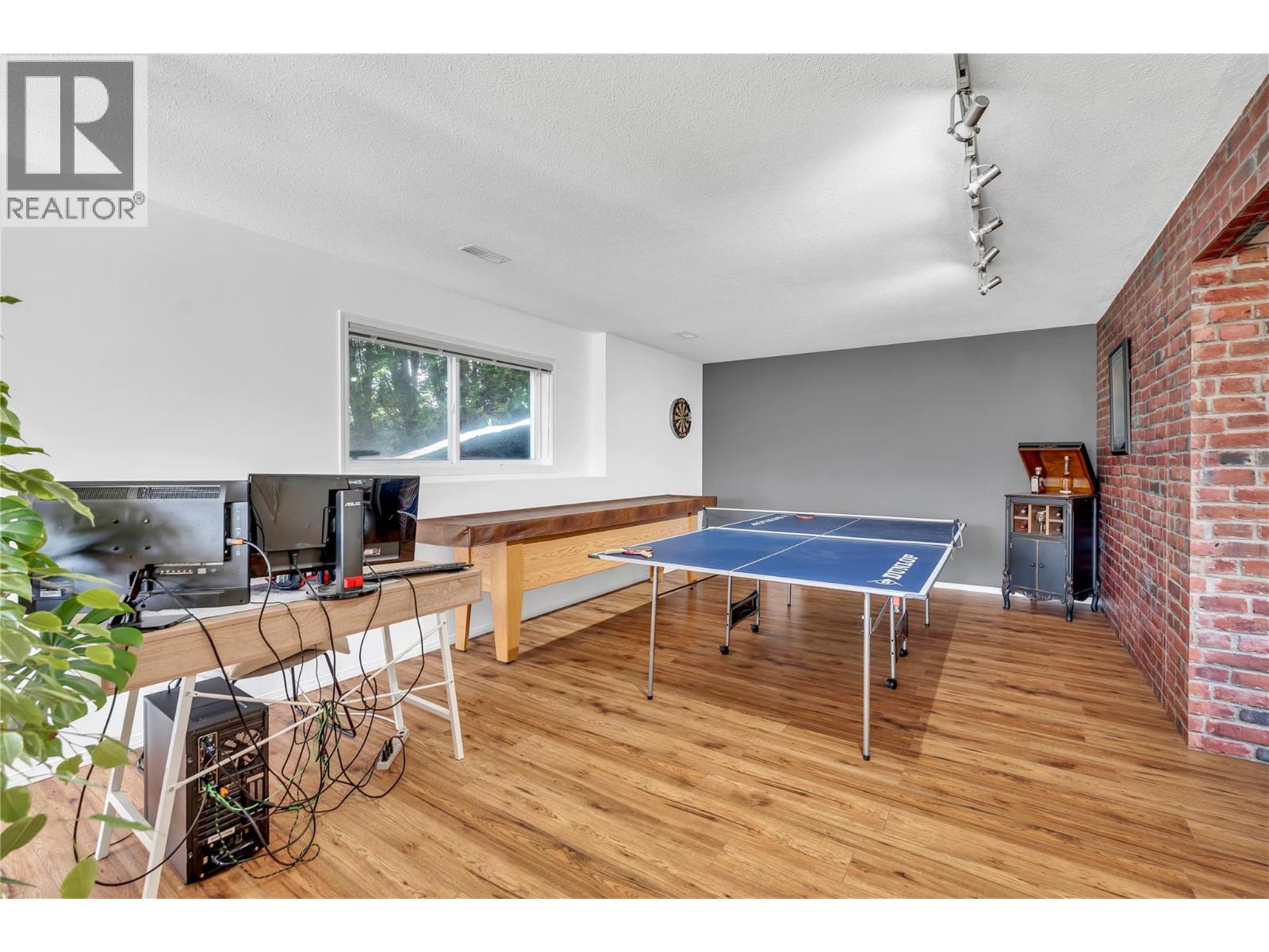  2084 Shamrock Drive, West Kelowna
