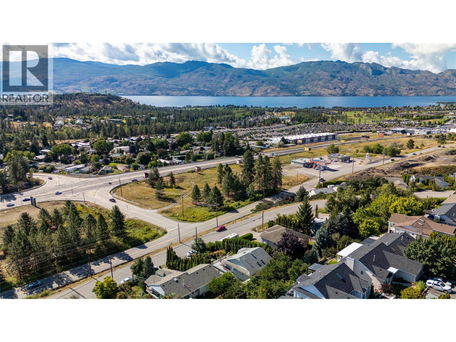  2084 Shamrock Drive, West Kelowna