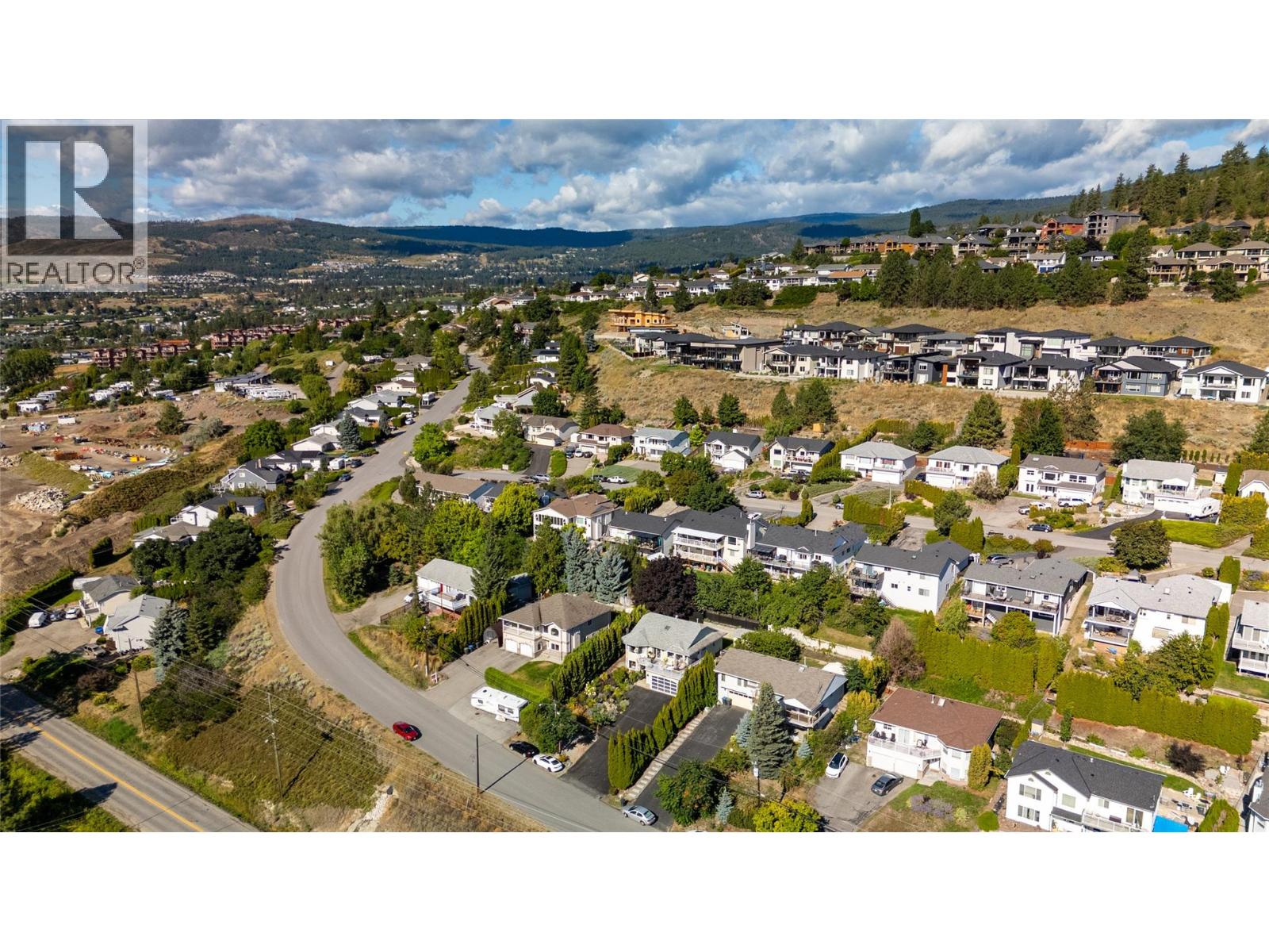  2084 Shamrock Drive, West Kelowna