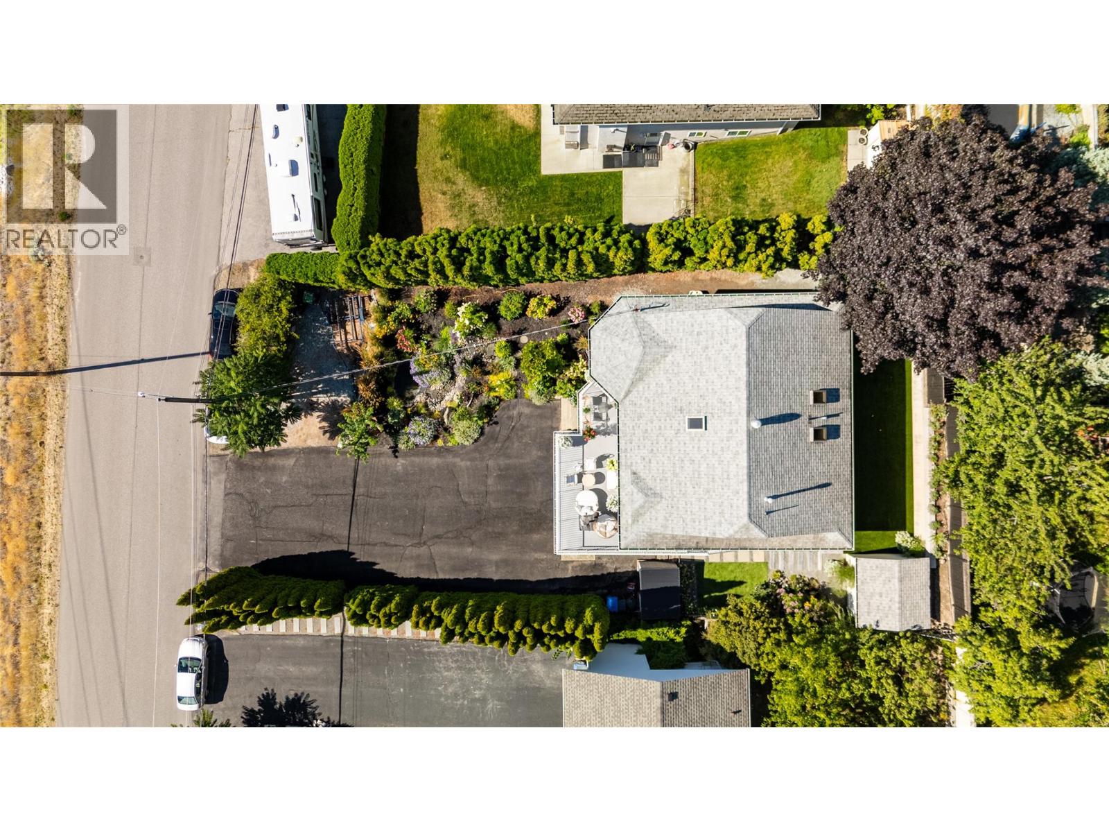  2084 Shamrock Drive, West Kelowna
