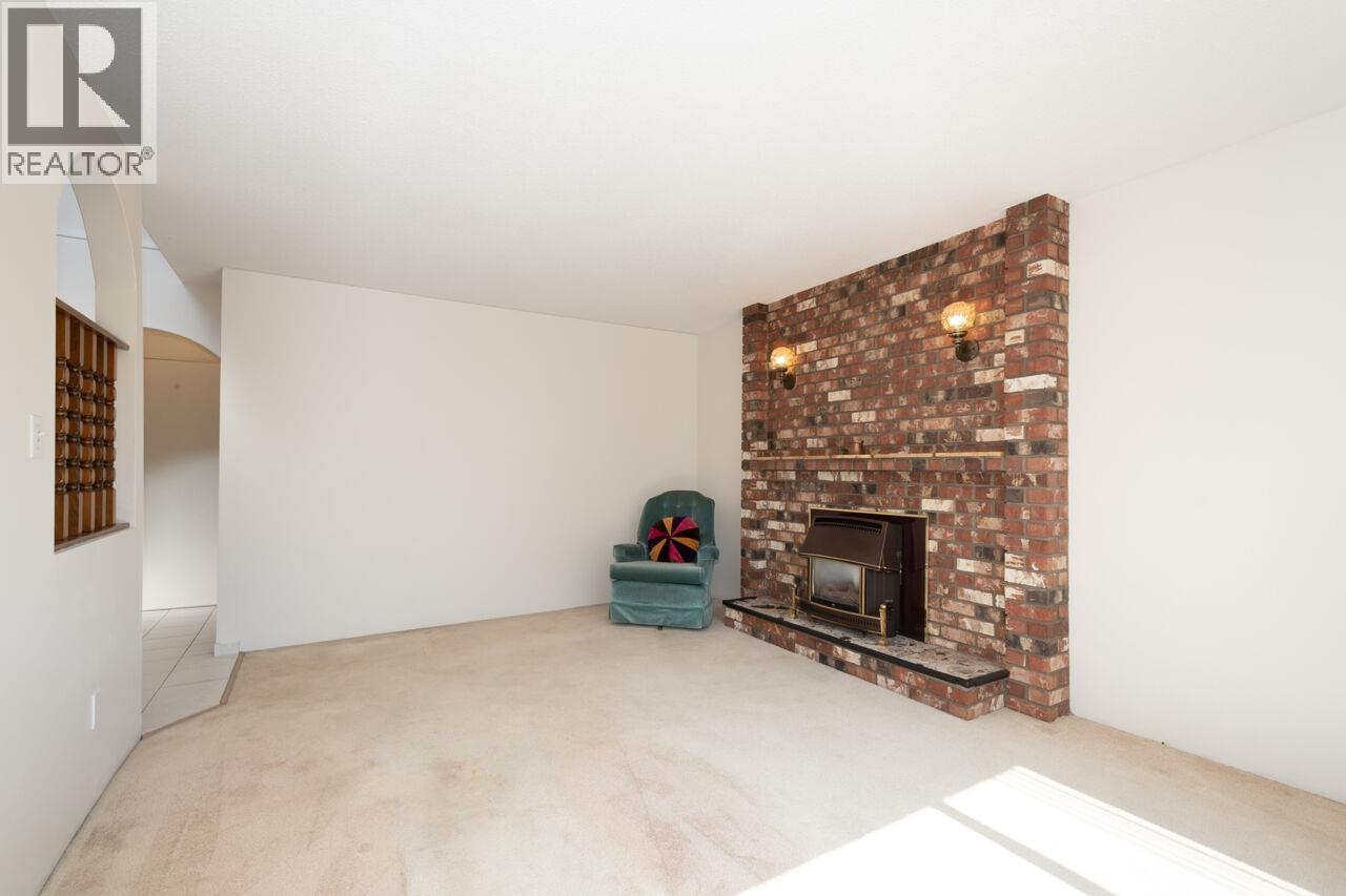 2155-57 W 15TH AVENUE, Vancouver