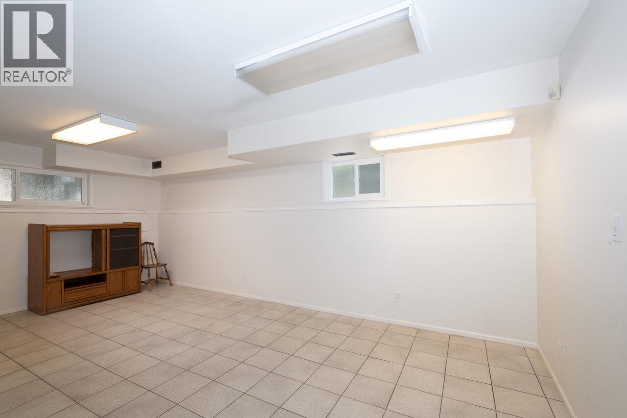 2155-57 W 15TH AVENUE, Vancouver