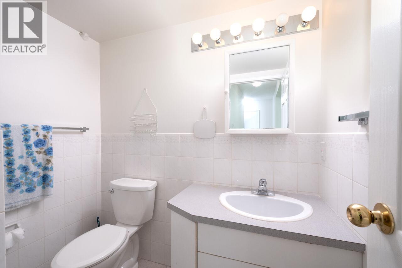 2155-57 W 15TH AVENUE, Vancouver