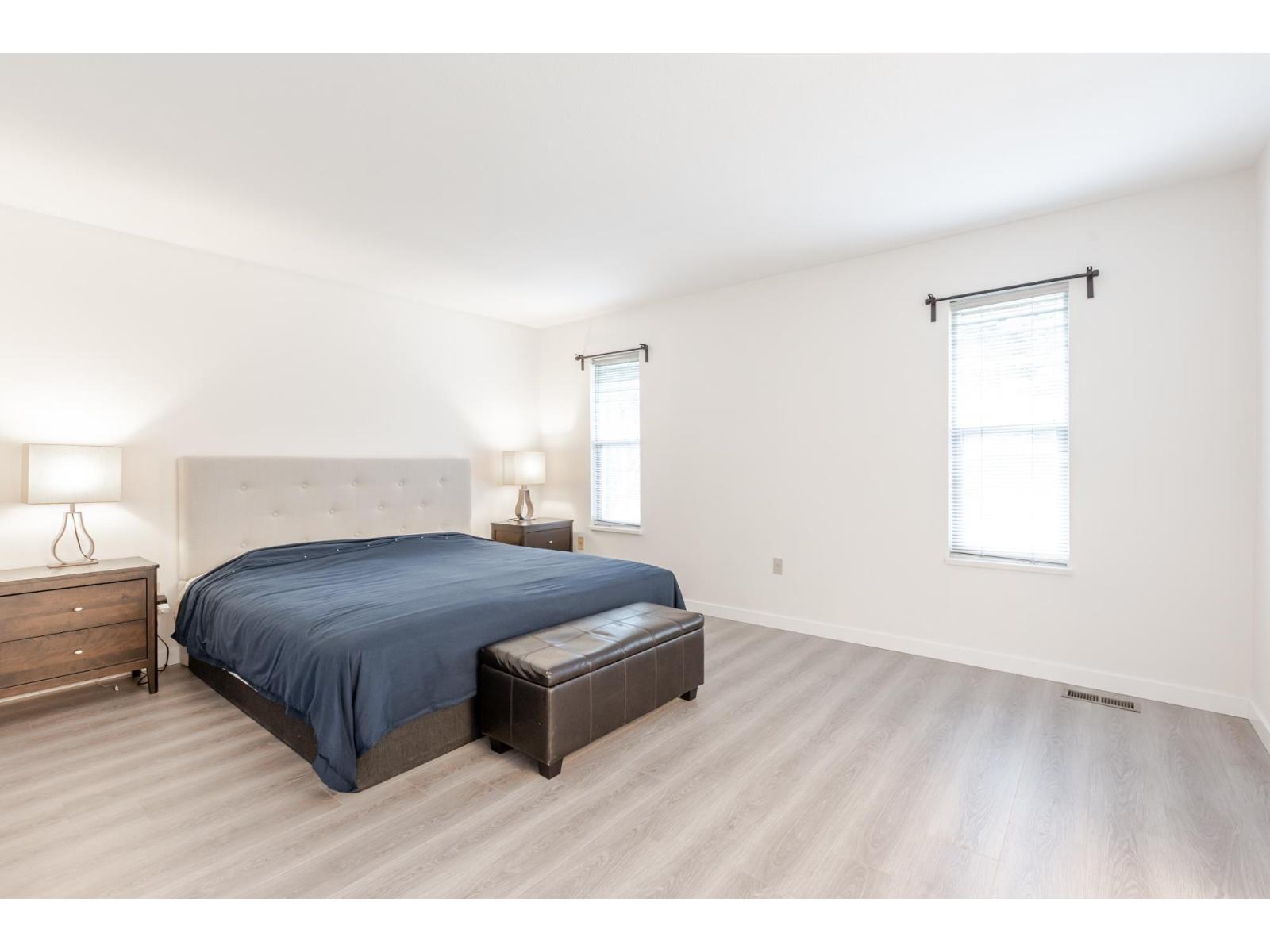 10467 GLENBROOK GROVE, Surrey