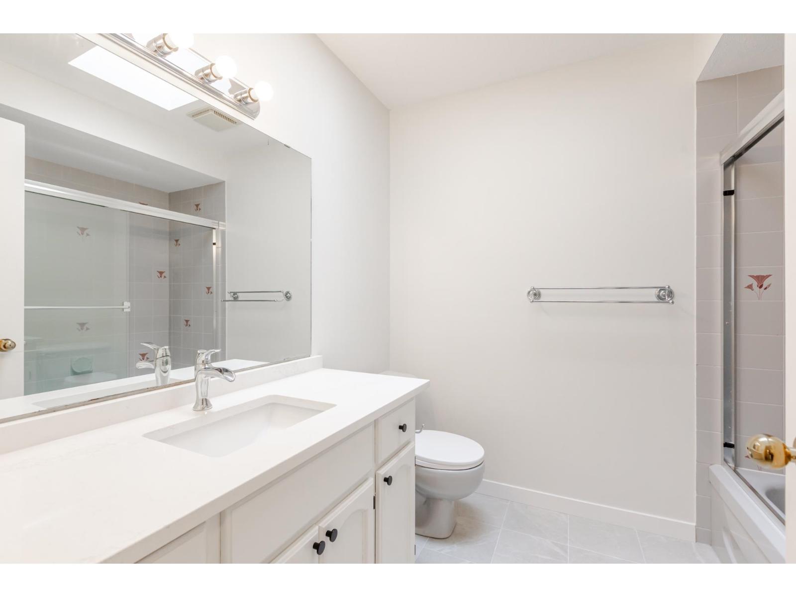 10467 GLENBROOK GROVE, Surrey