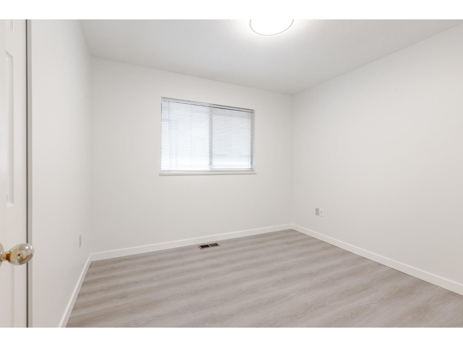 10467 GLENBROOK GROVE, Surrey