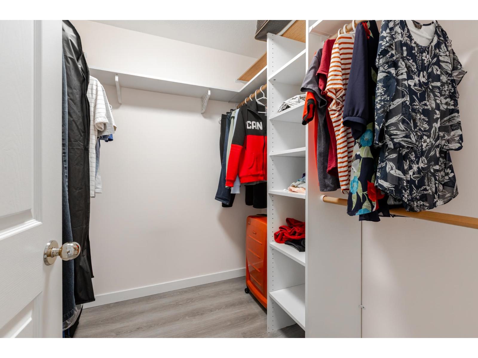 10467 GLENBROOK GROVE, Surrey